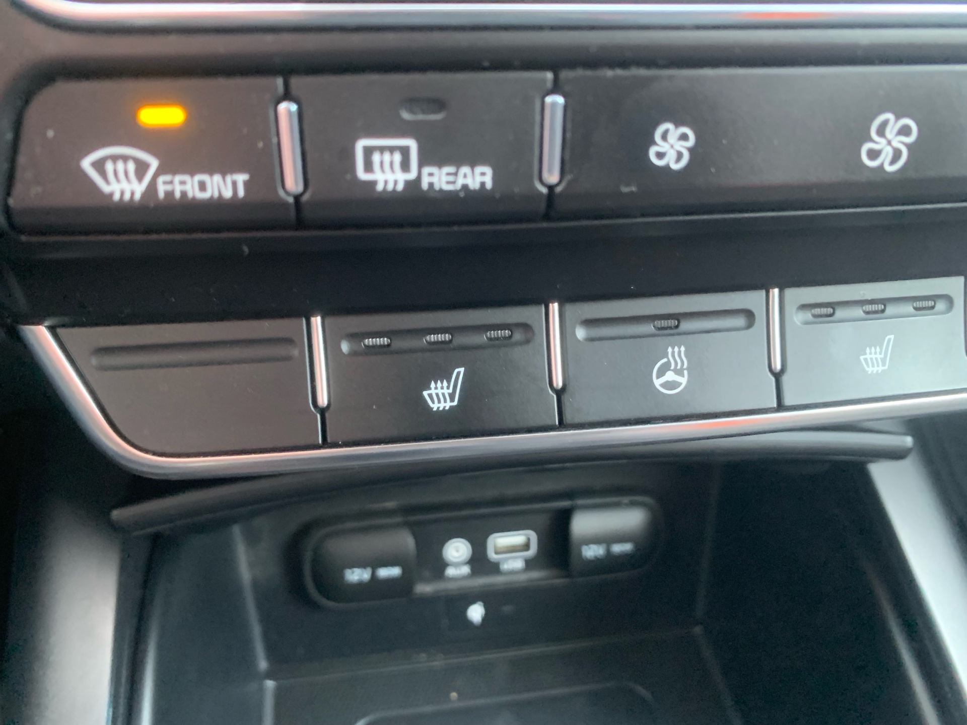/automotionmotorsrvltd/2019-Kia-Sorento-9252010167313598.jpg