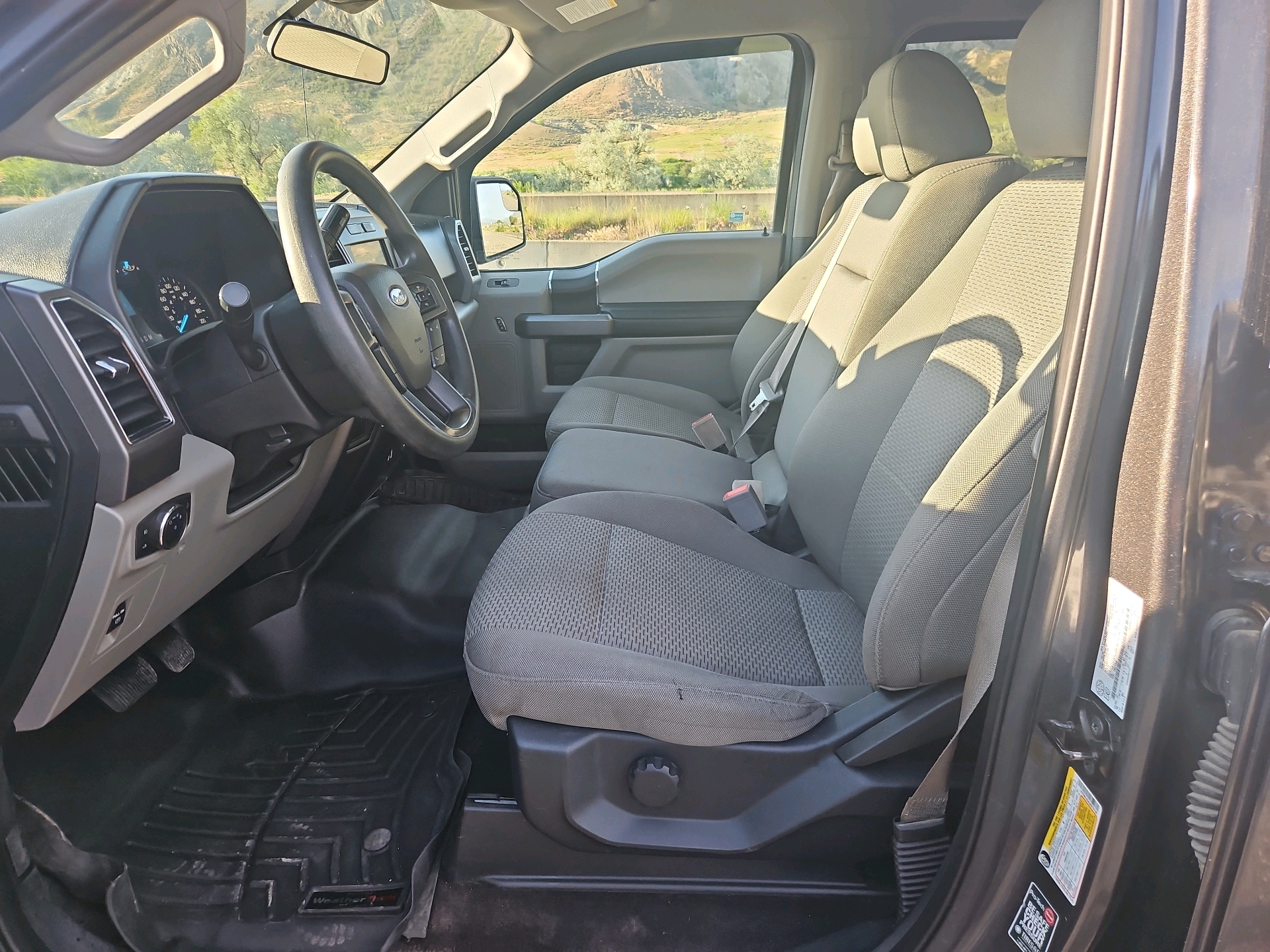 /automotionmotorsrvltd/2020-Ford-F-150-12374995949896395.jpg