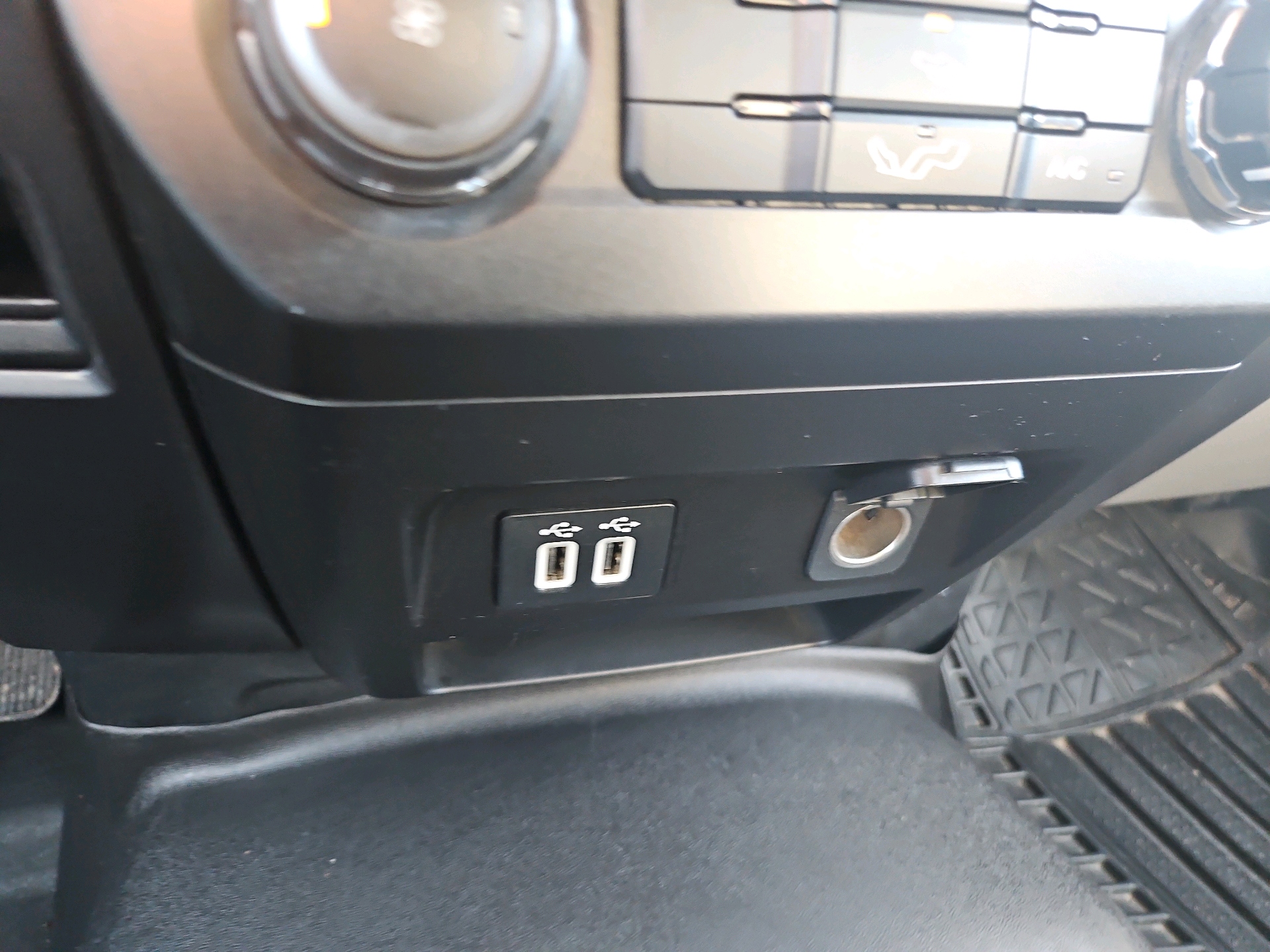 /automotionmotorsrvltd/2020-Ford-F-150-21048102432358862.jpg