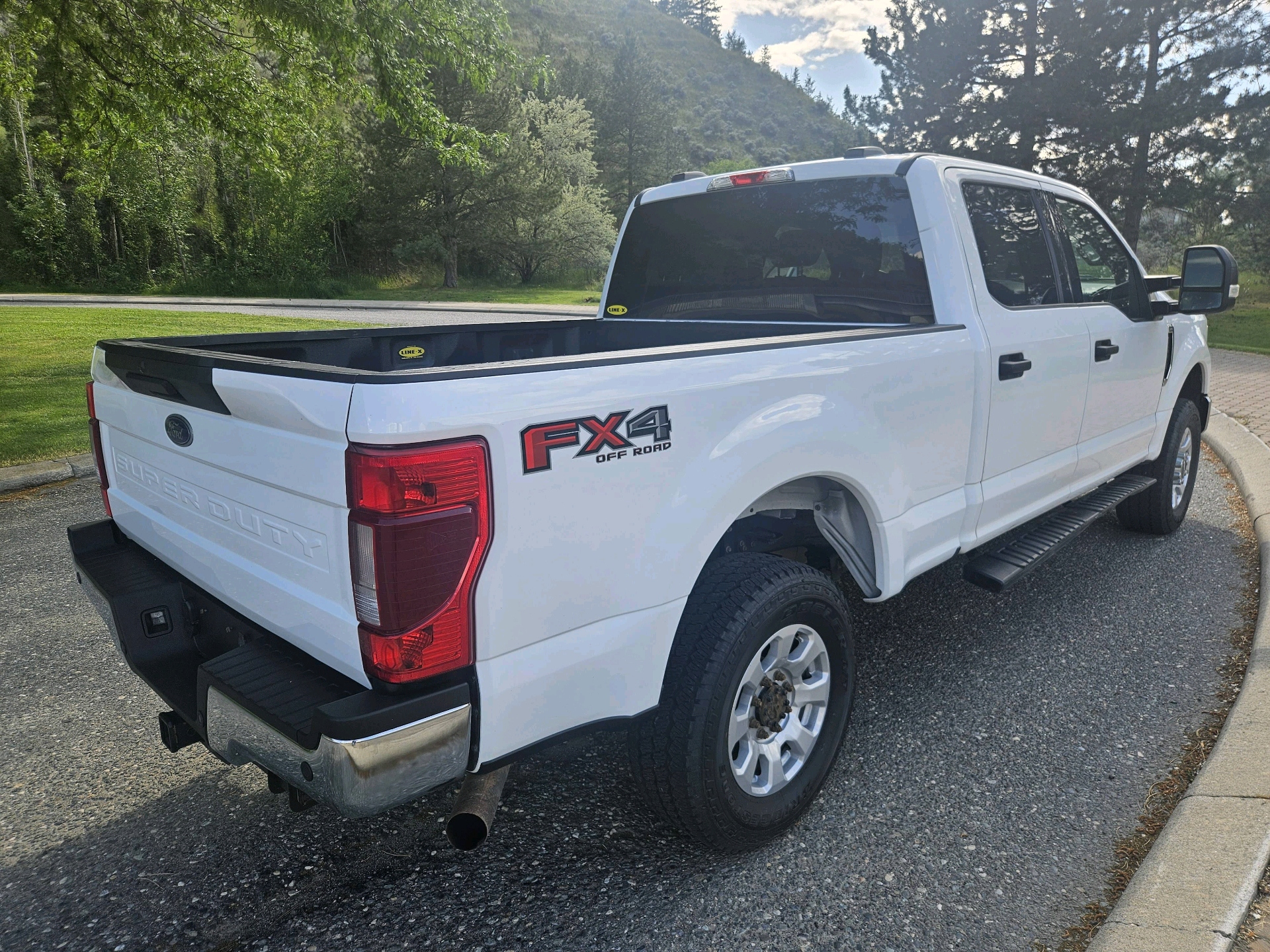 /automotionmotorsrvltd/2020-Ford-SuperDuty-9008579618834152.jpg