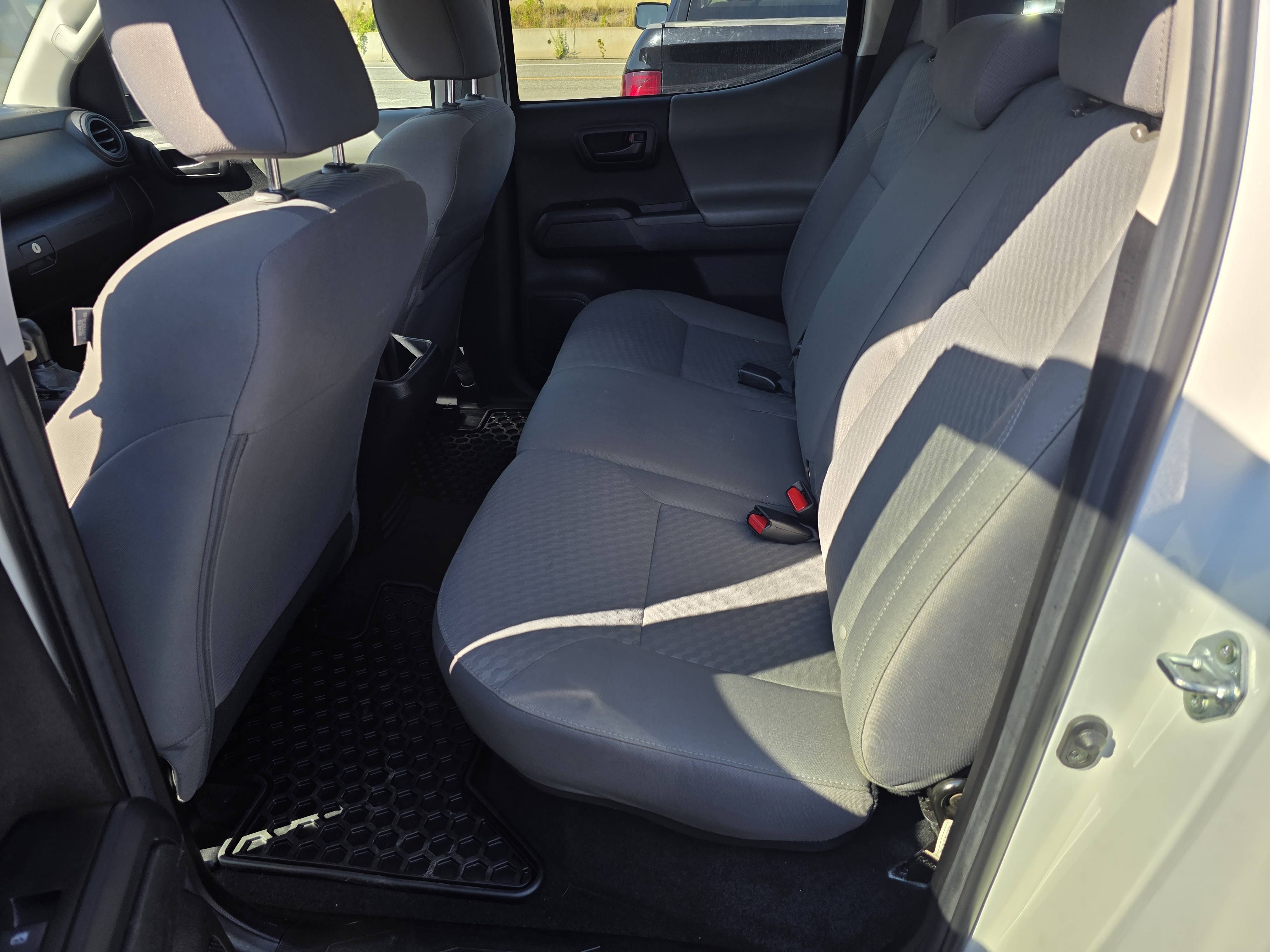 /automotionmotorsrvltd/2022-Toyota-Tacoma-8354015231293823.jpg