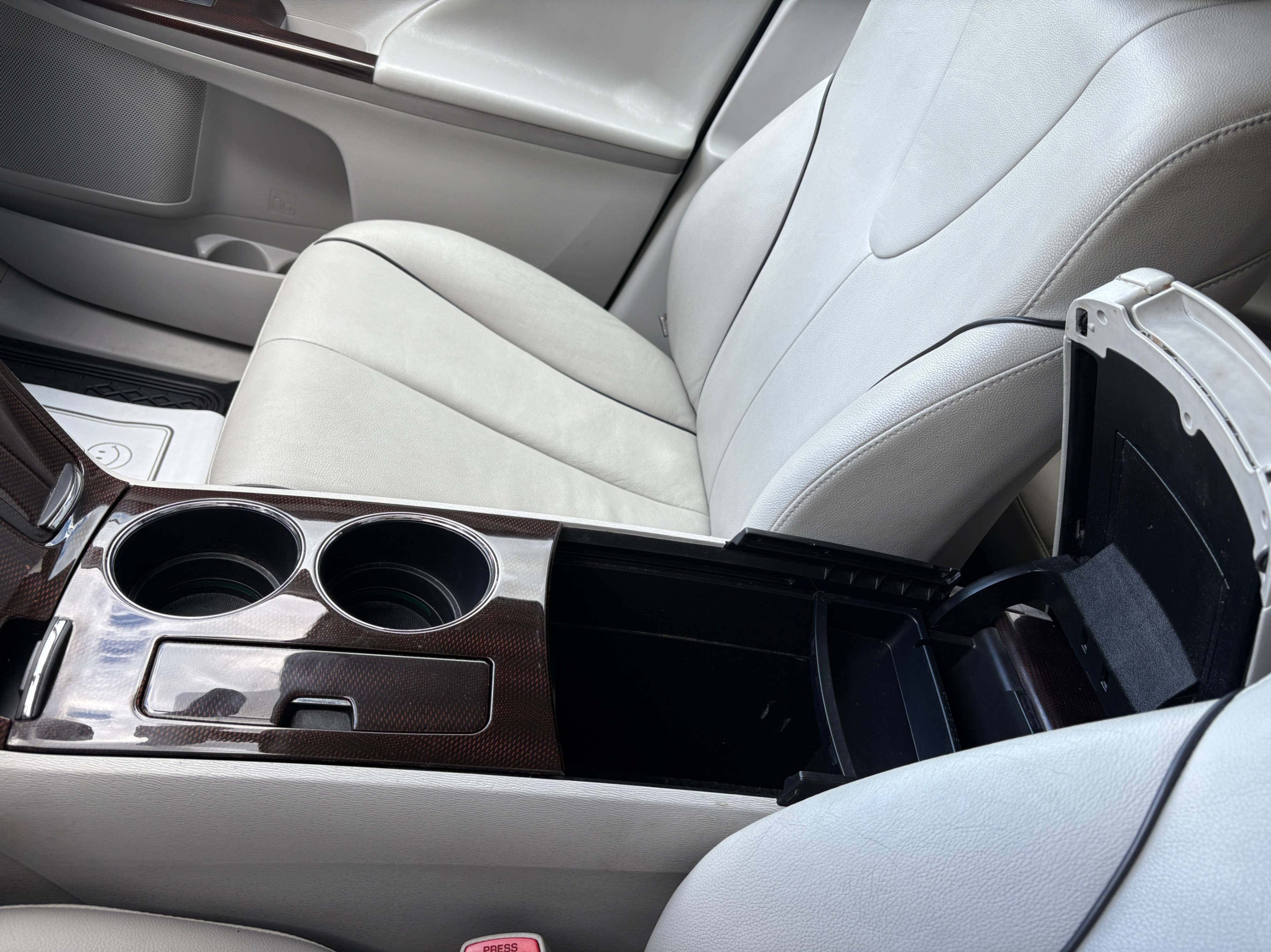 /autonationcarsales/2012-Toyota-Venza-46182163558957634.jpg