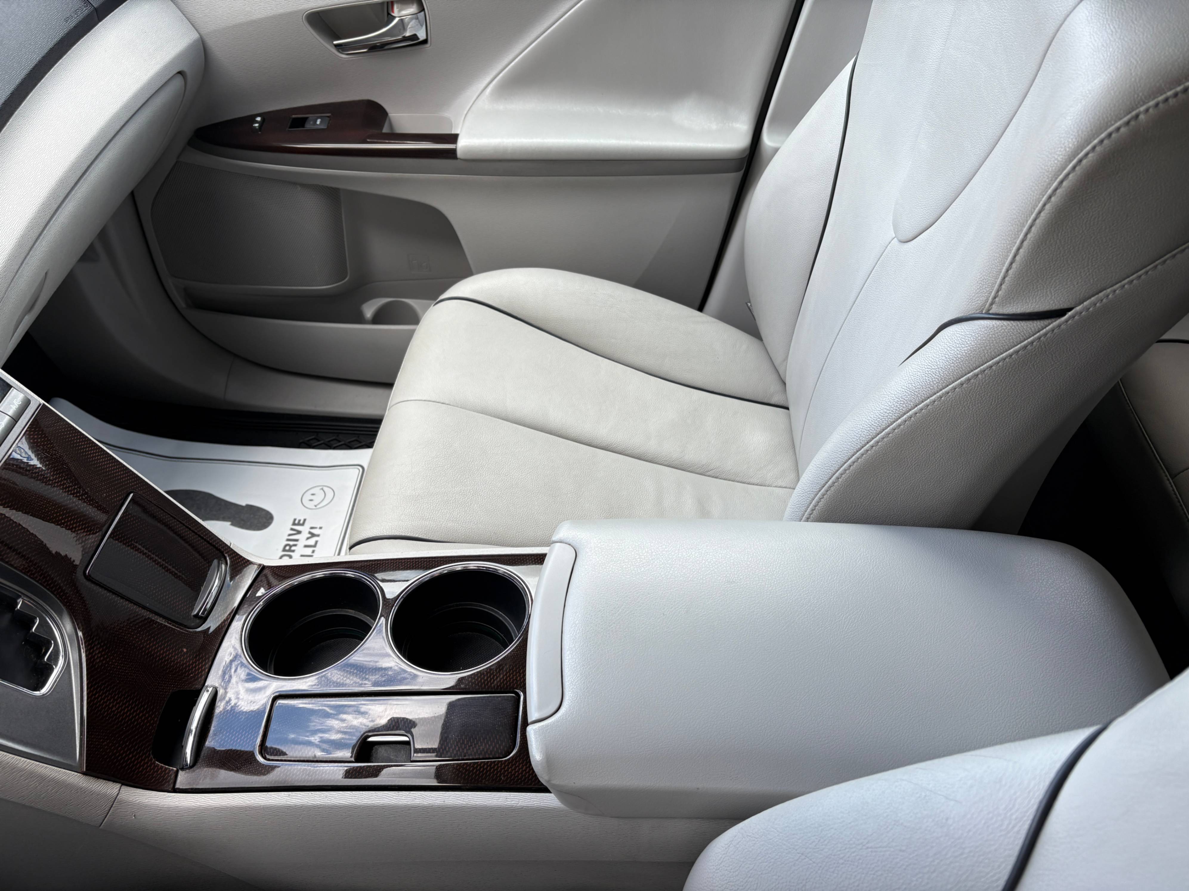 /autonationcarsales/2012-Toyota-Venza-7964777446864106.jpg