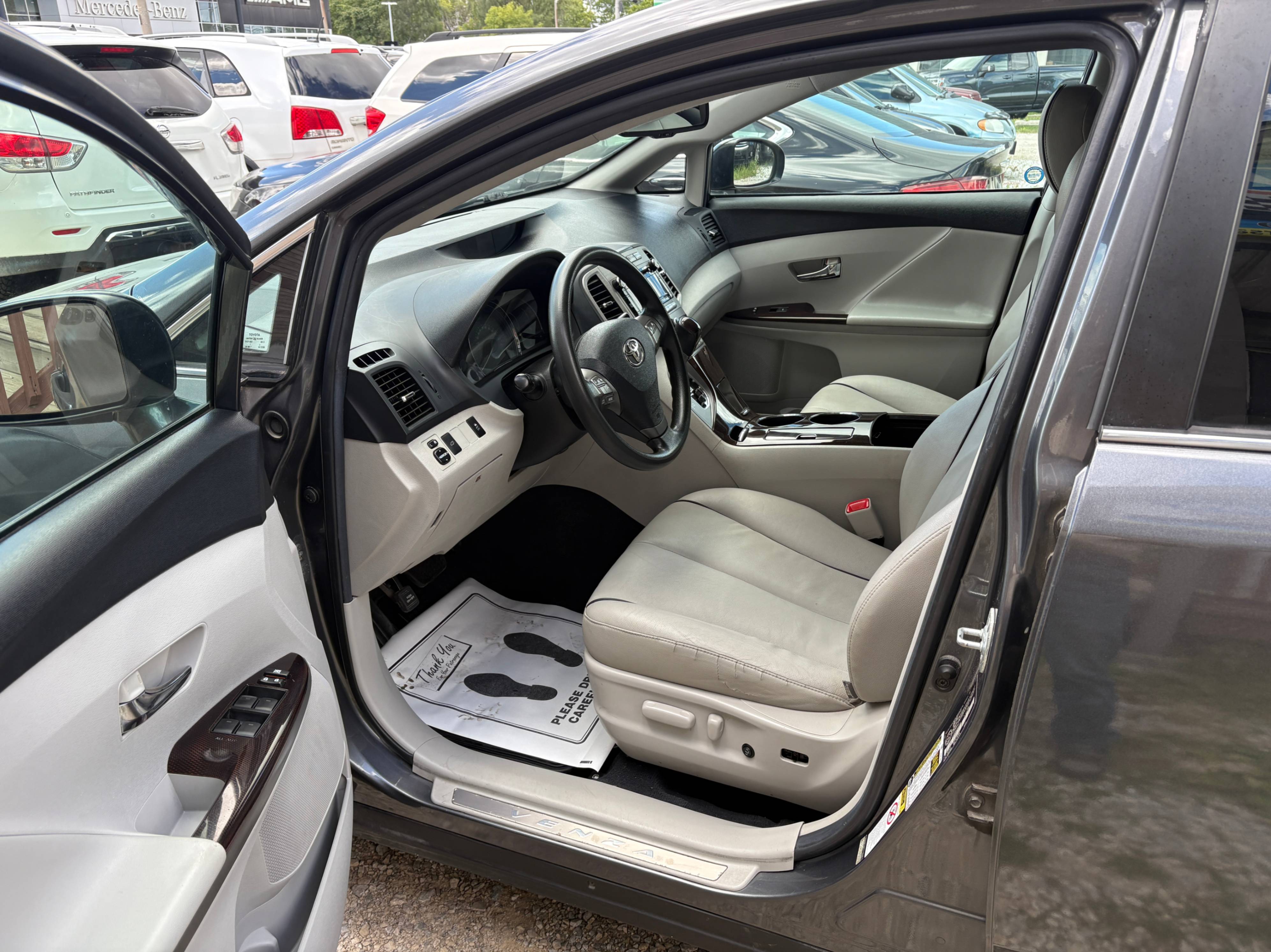 /autonationcarsales/2012-Toyota-Venza-8805434146426558.jpg