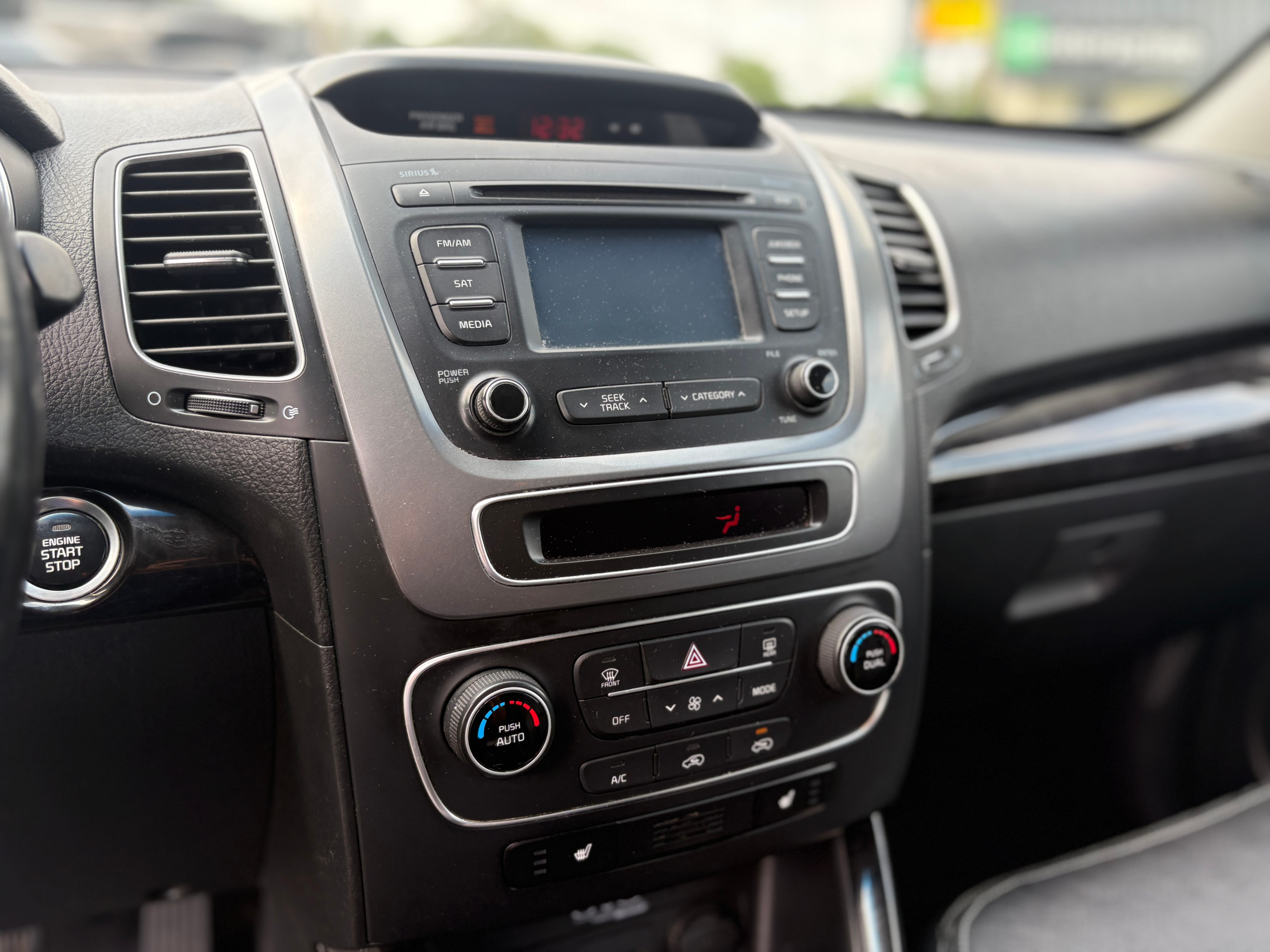 /autonationcarsales/2014-Kia-Sorento-7214793028793571.jpg