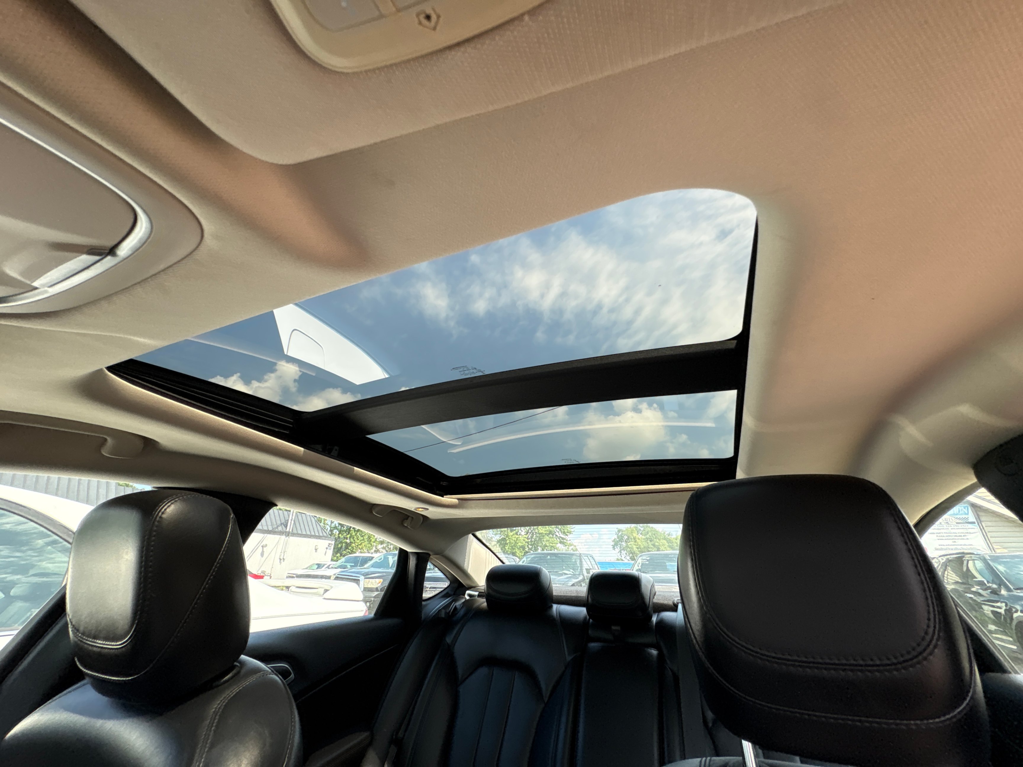 /autonationcarsales/2015-Chrysler-200-5608326000676567.jpg