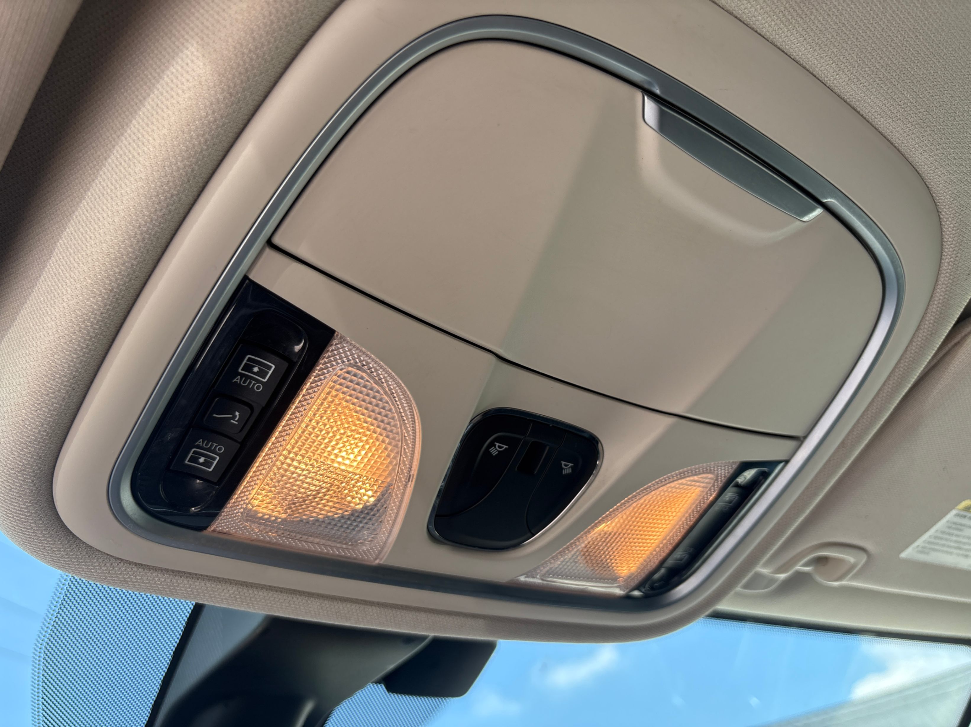 /autonationcarsales/2015-Chrysler-200-604020044371087.jpg