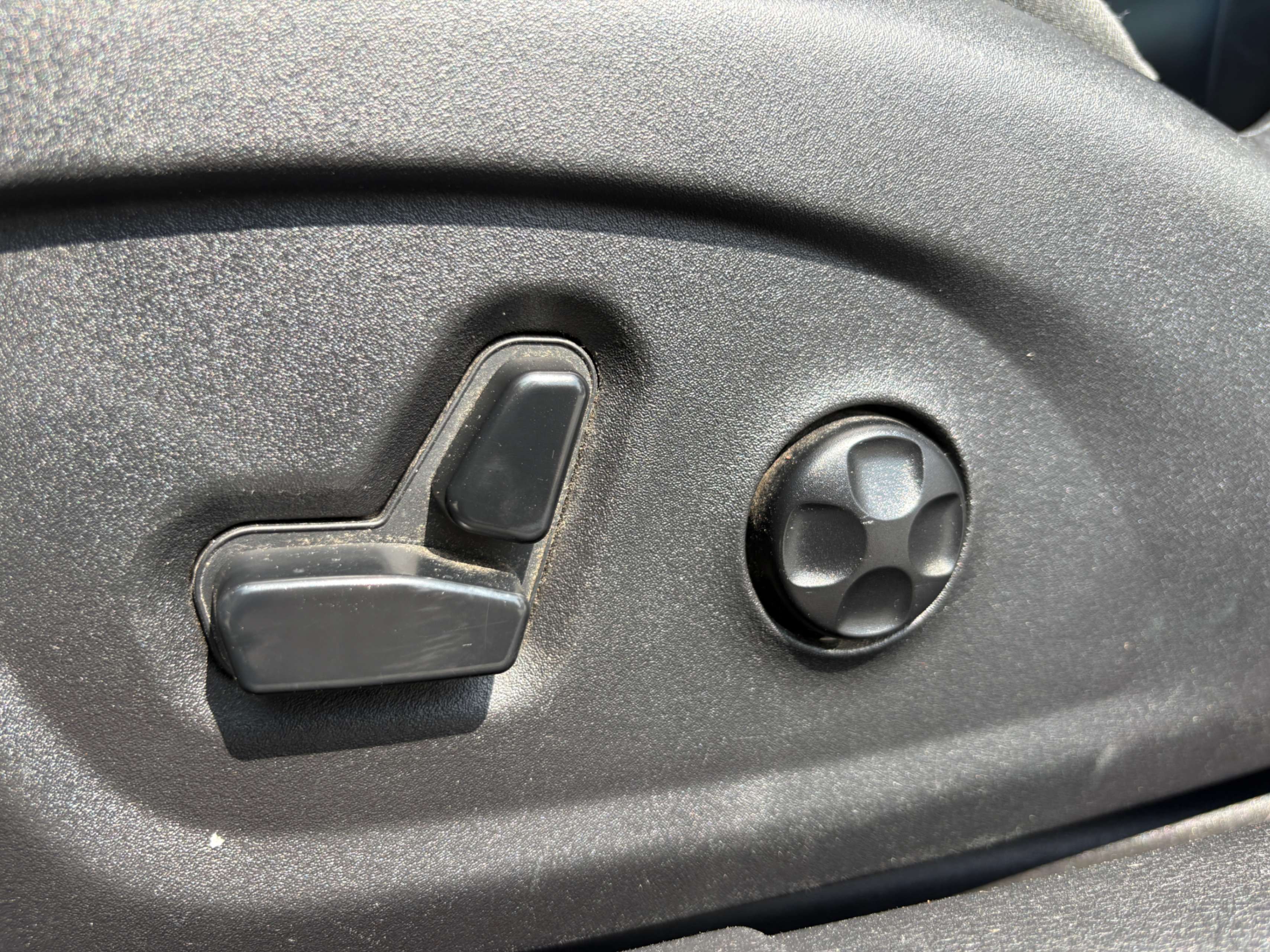 /autonationcarsales/2015-Chrysler-200-7529147767688456.jpg