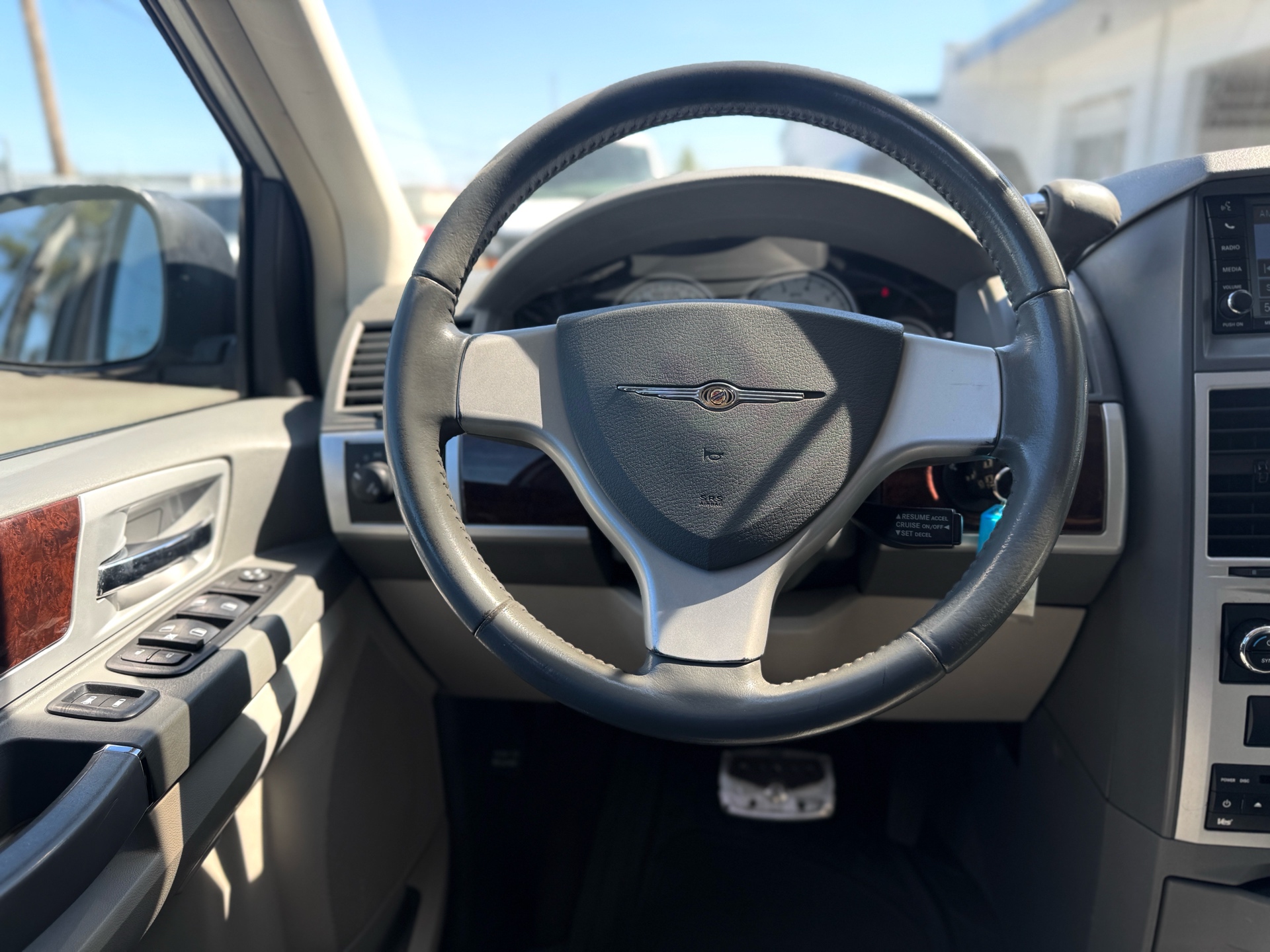 /azureautogallery1/2010-Chrysler-Town&-6973610098947713.jpg