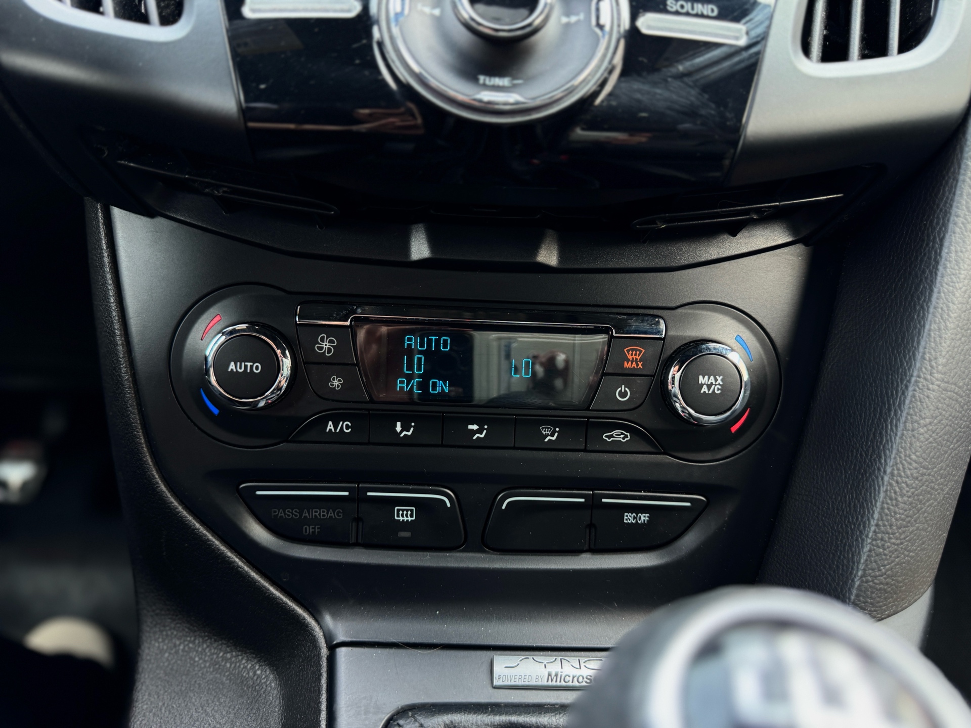 /azureautogallery1/2014-Ford-Focus-06036534114485703.jpg