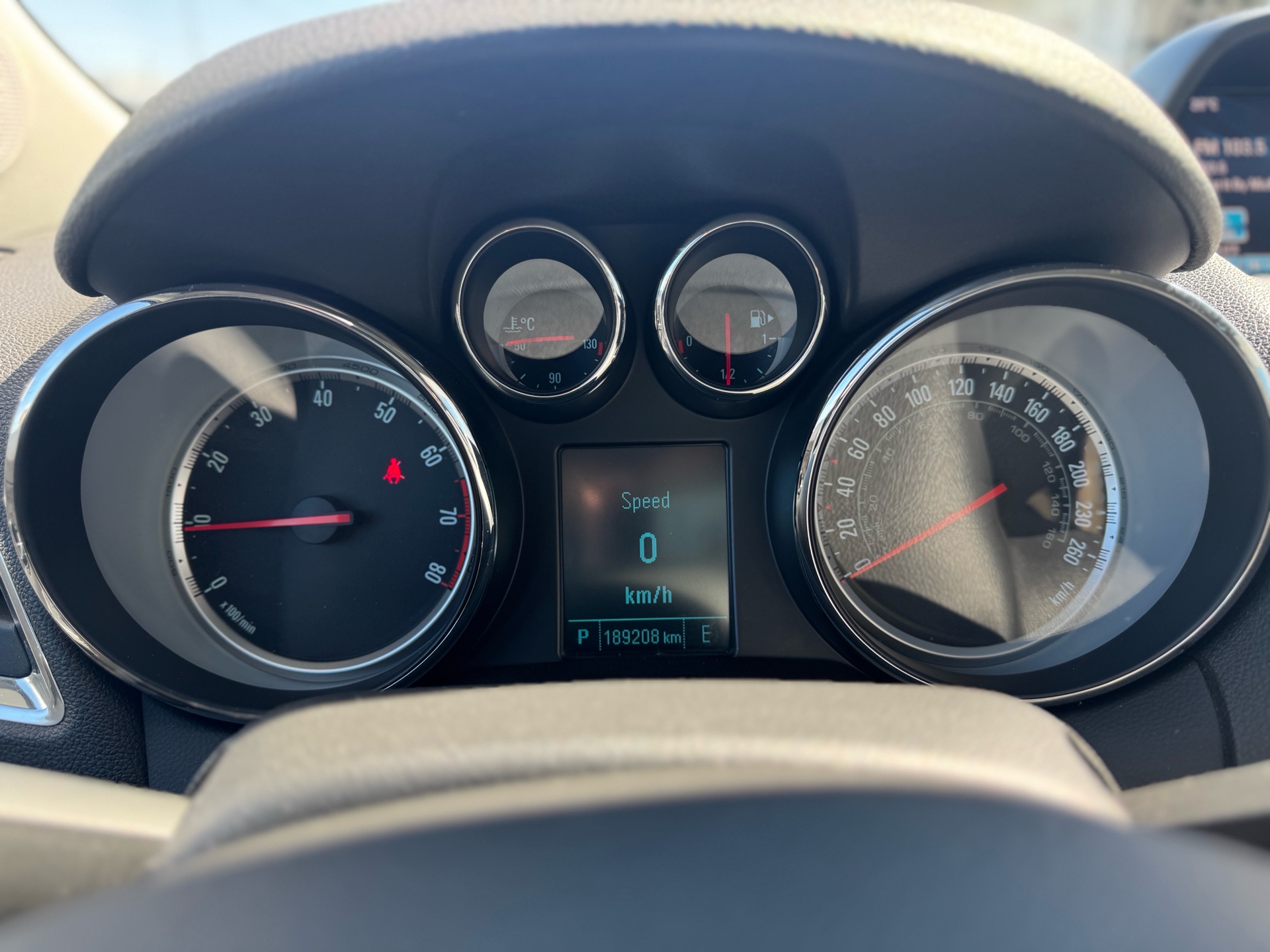/azureautogallery1/2015-Buick-Encore-10616818417635843.jpg