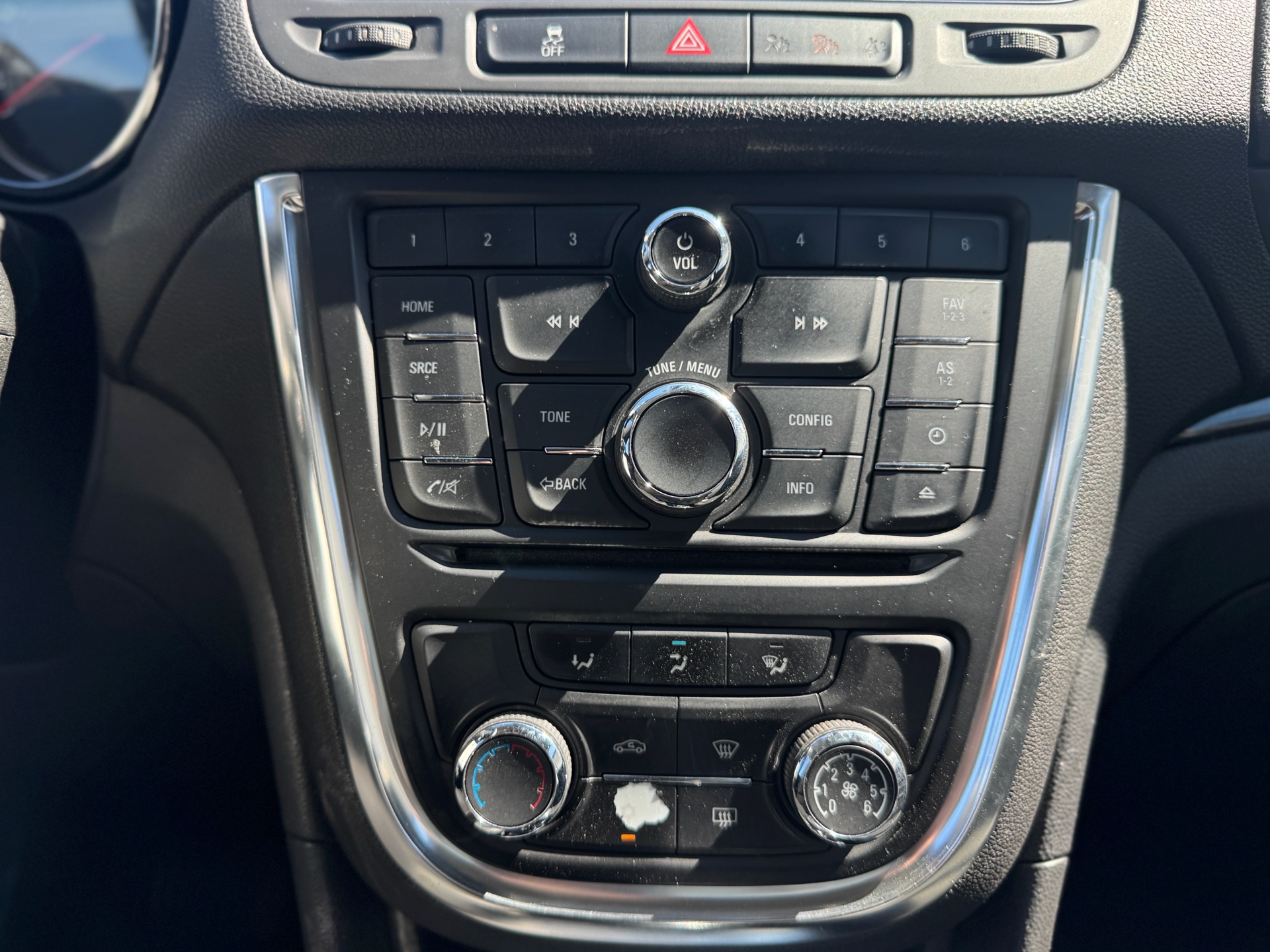 /azureautogallery1/2015-Buick-Encore-18734171439050473.jpg