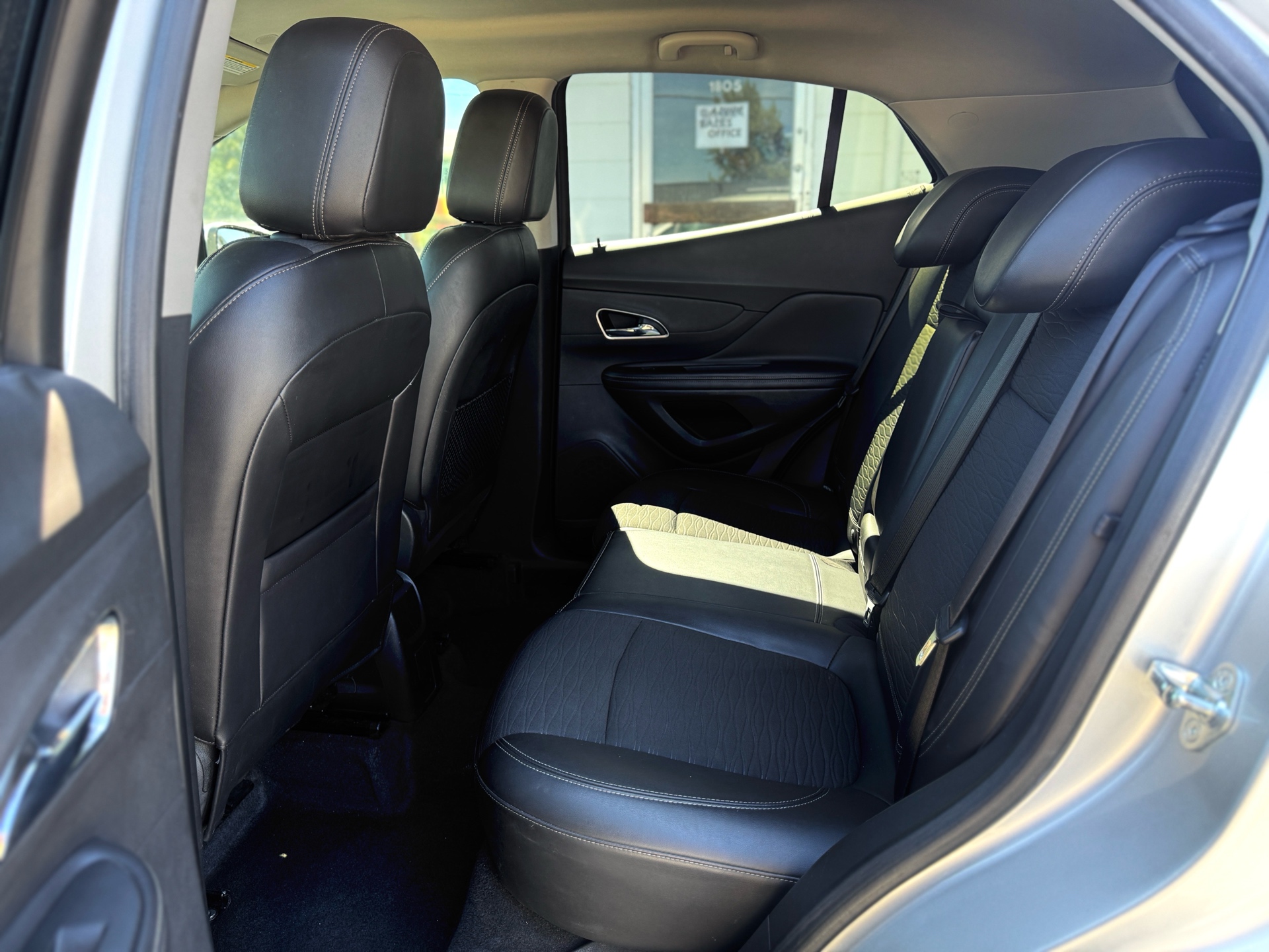 /azureautogallery1/2015-Buick-Encore-6591689228673718.jpg