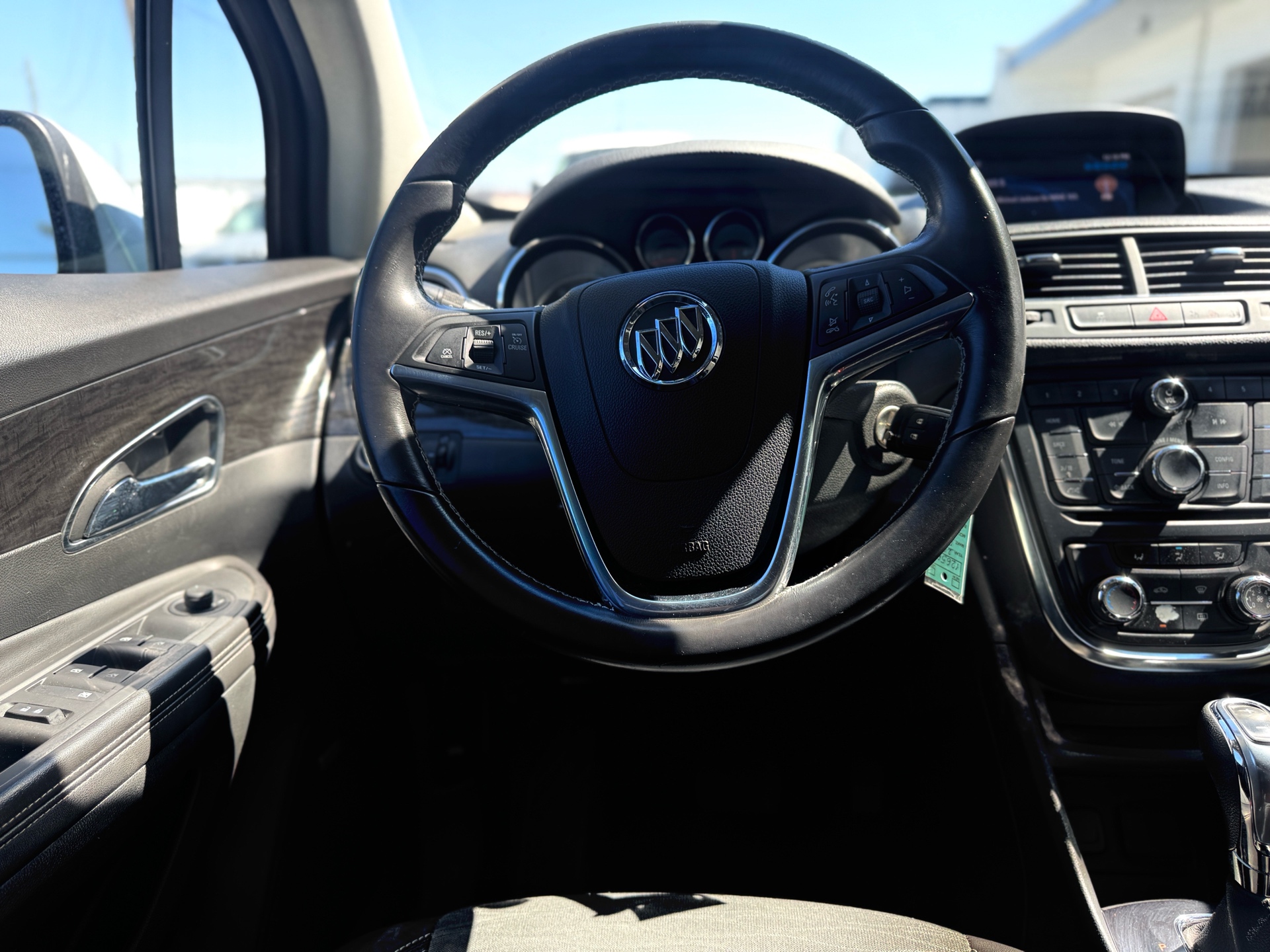 /azureautogallery1/2015-Buick-Encore-7842150478189094.jpg