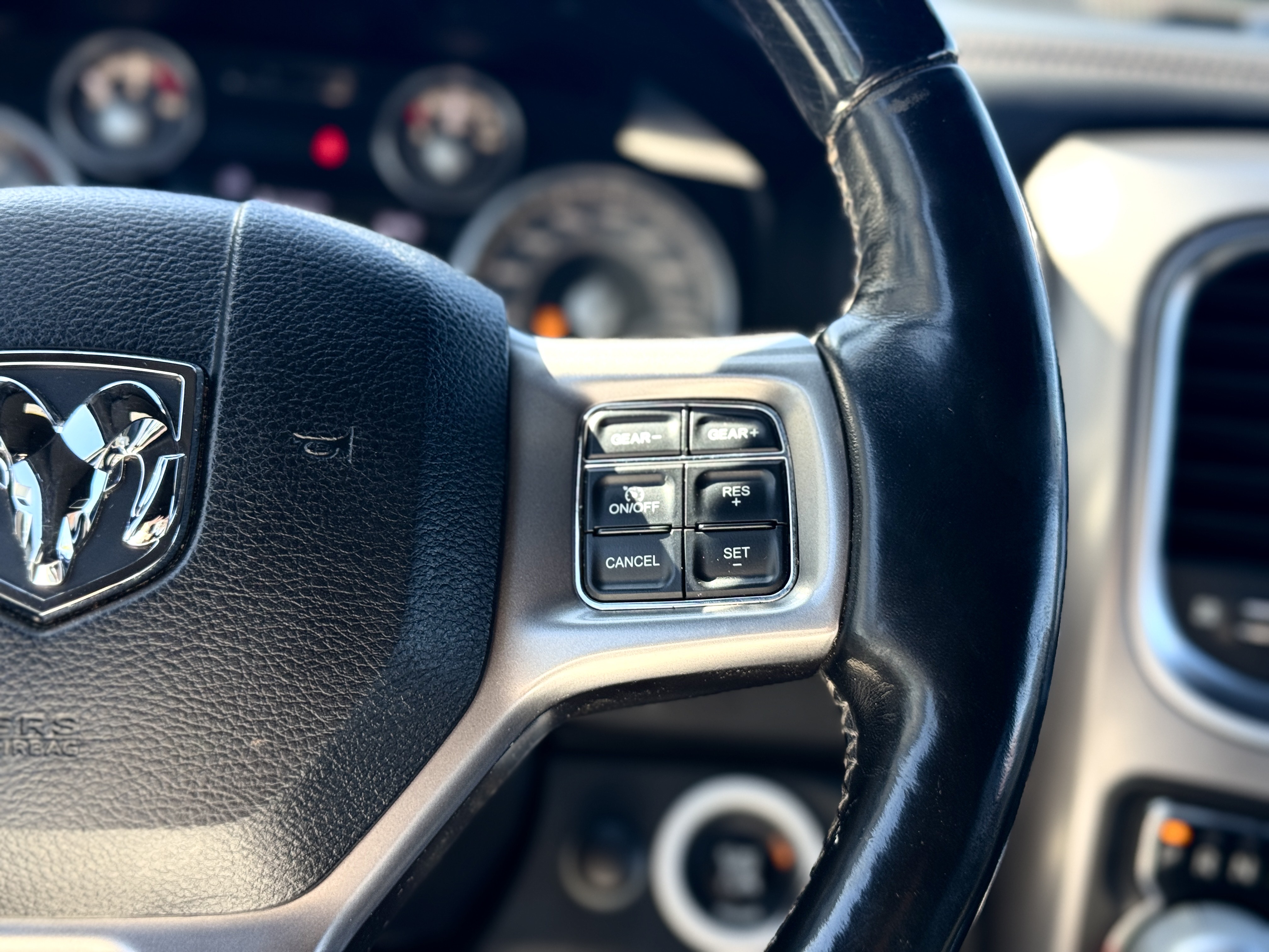 /azureautogallery1/2016-Ram-1500-9945857695908848.jpg