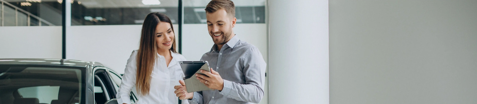 https://hillzcdn.ca/bcautocentre1/4768382740199506-financing_app.webp