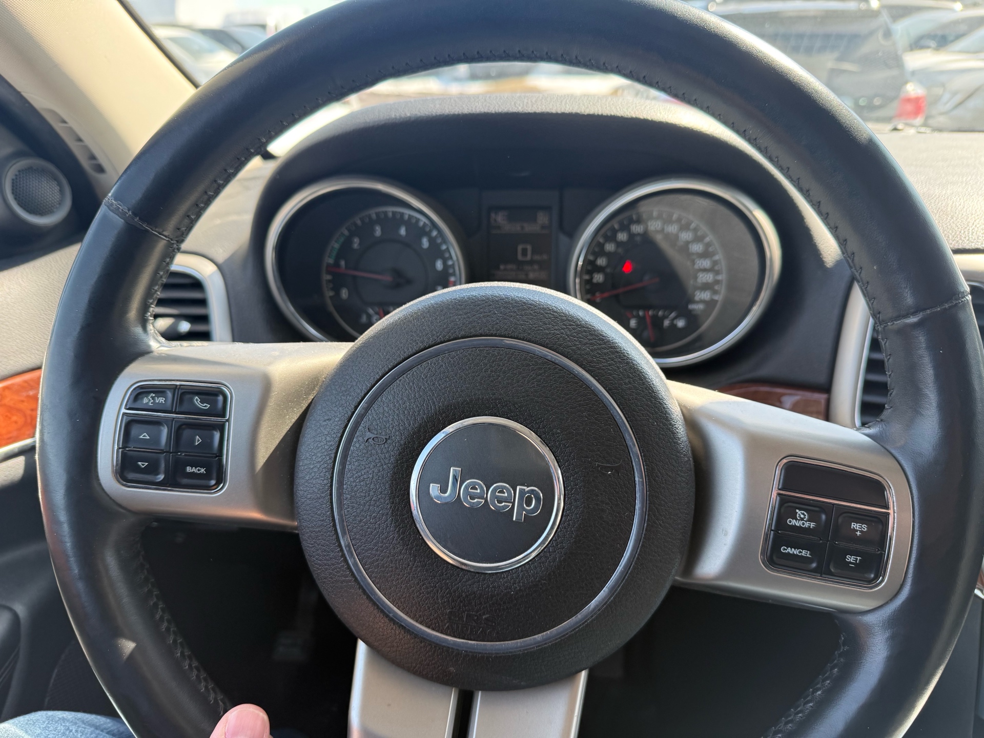 /cambridgemotors/2011-Jeep-GrandCherokee-5131311943102883.jpg