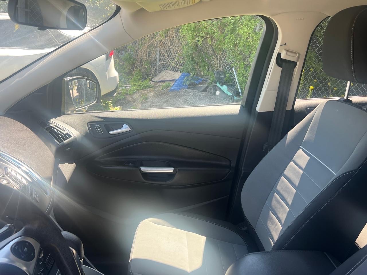 /cambridgemotors/2013-Ford-Escape-213477906205088.jpg