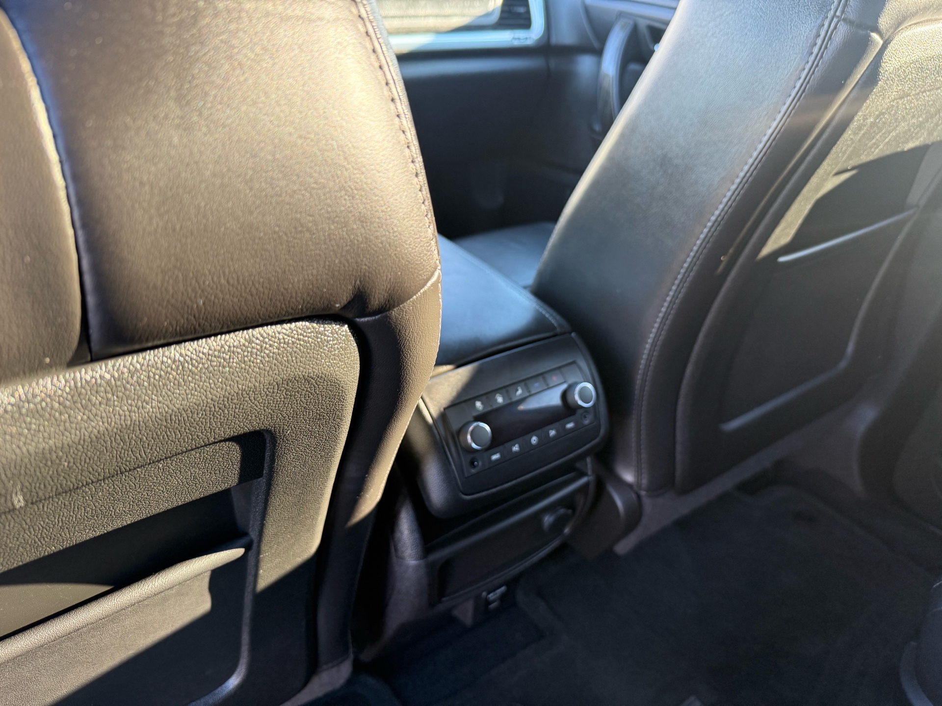 /cambridgemotors/2014-GMC-Acadia-2747851800262249.jpg