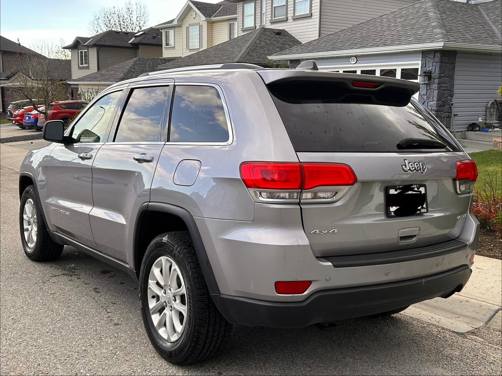 /cambridgemotors/2014-Jeep-GrandCherokee-12486114165028805.jpg