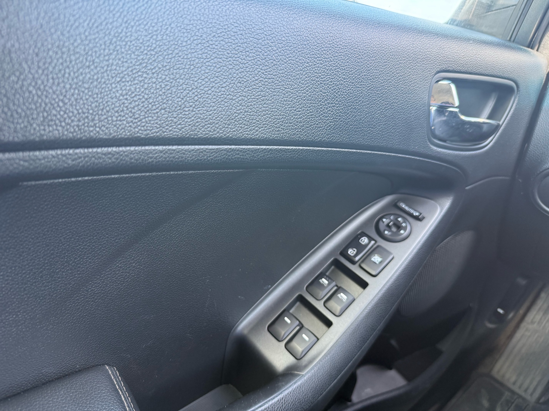 /cambridgemotors/2014-Kia-Forte-4188777750758399.jpg