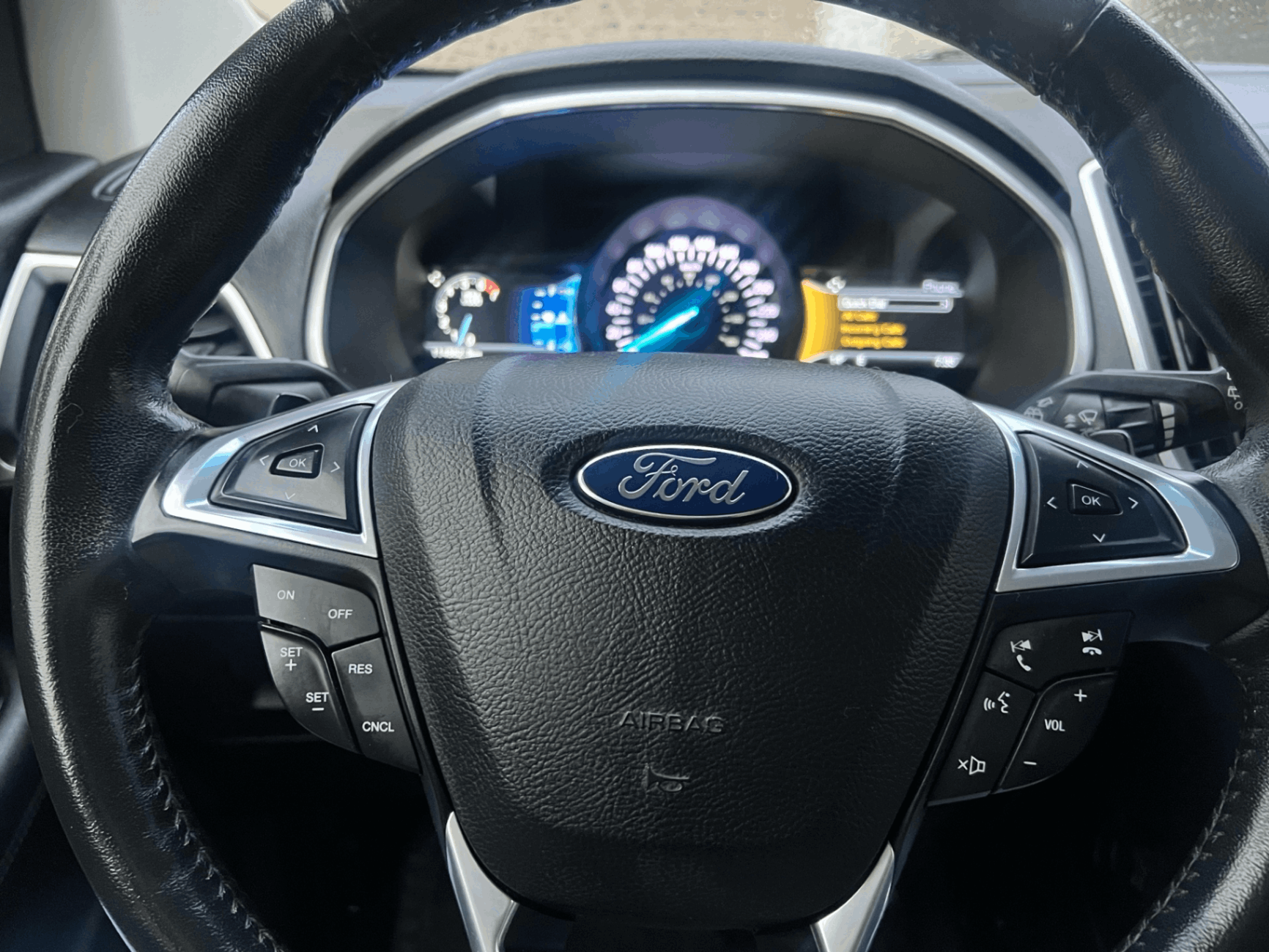/cambridgemotors/2015-Ford-Edge-08455877693088976.jpg