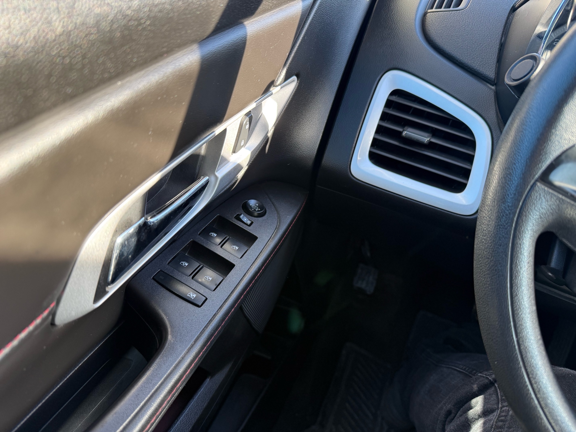 /cambridgemotors/2015-GMC-Terrain-24910336921766318.jpg