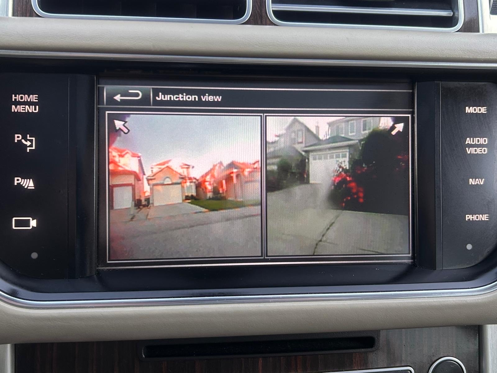 /cambridgemotors/2015-LandRover-RangeRover-09842867937244315.jpg