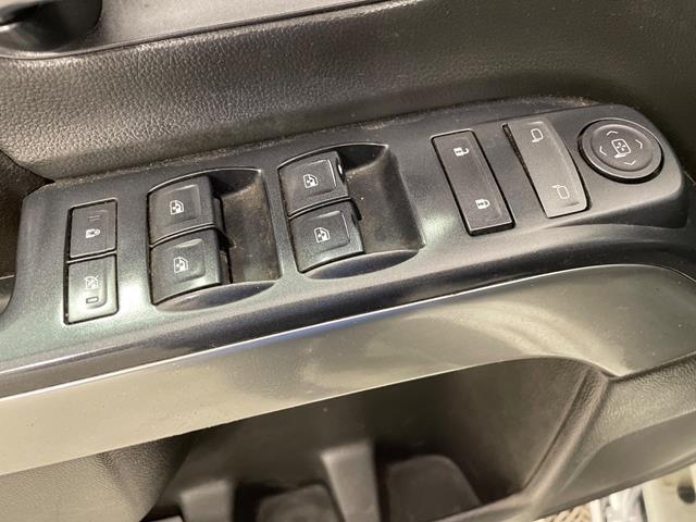 /cambridgemotors/2017-Chevrolet-Silverado1500-2820691609459154.jpg