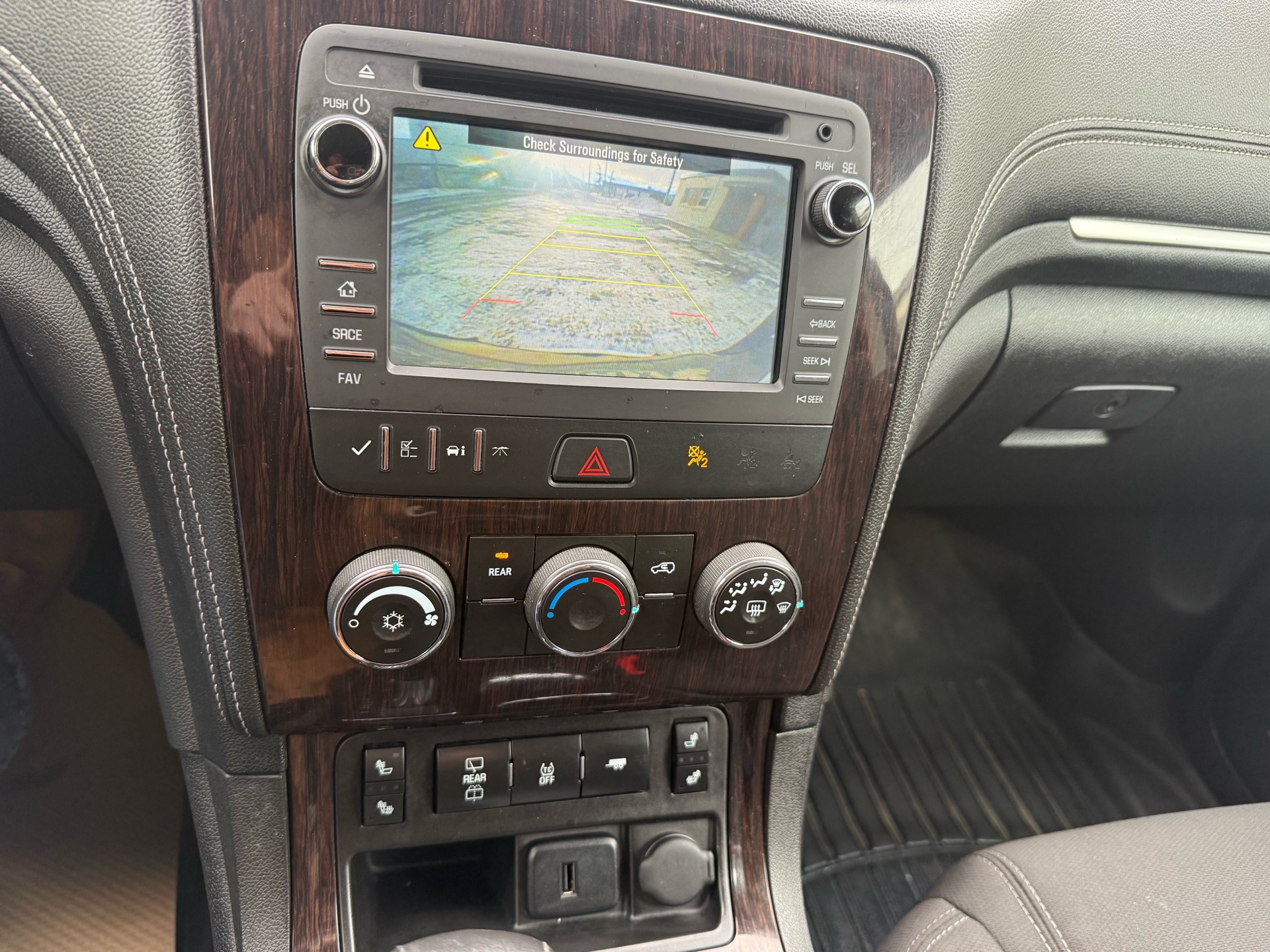 /cambridgemotors/2017-Chevrolet-Traverse-7105177806423311.jpg