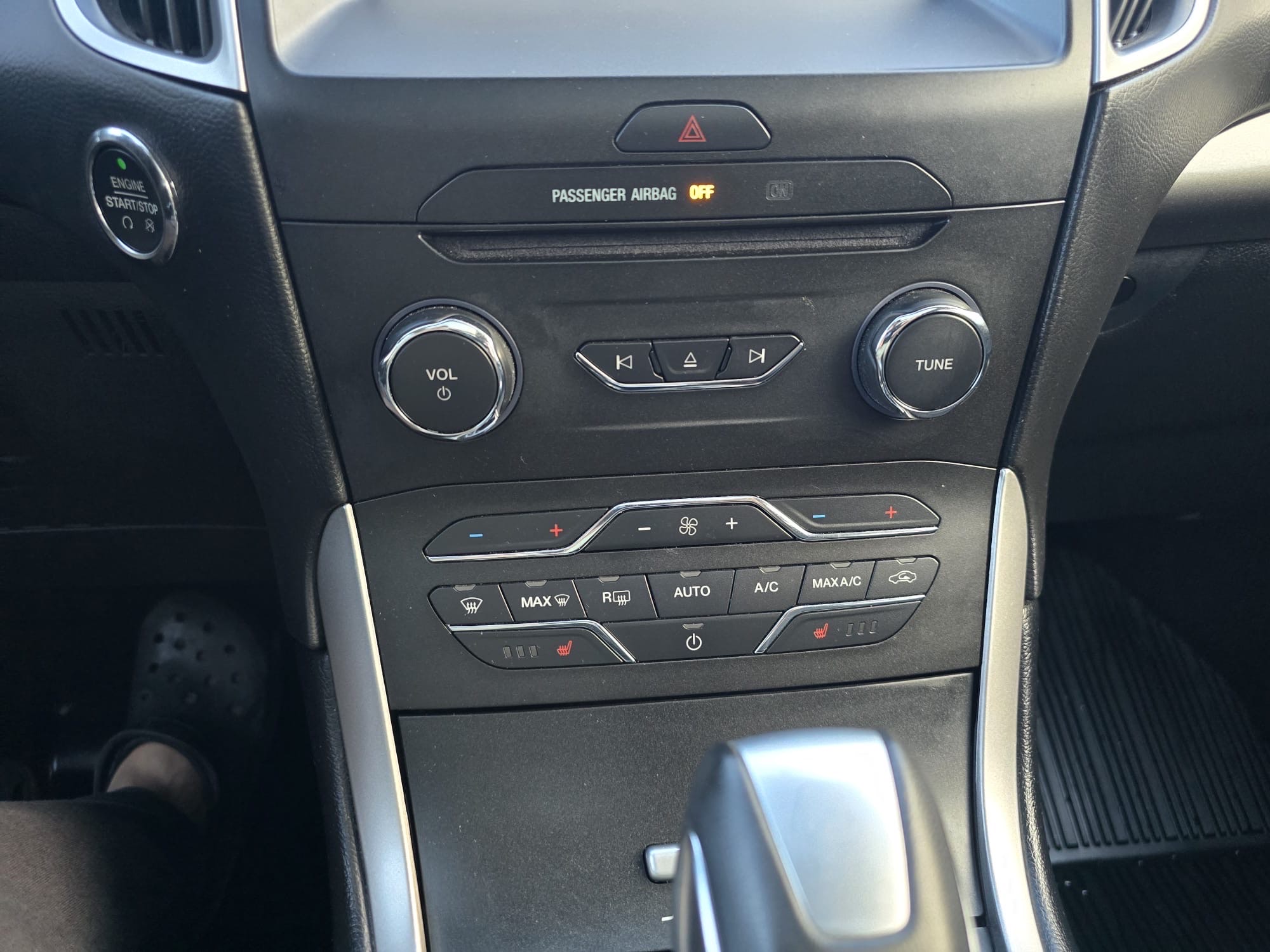 /cambridgemotors/2017-Ford-Edge-7988502081018007.jpg