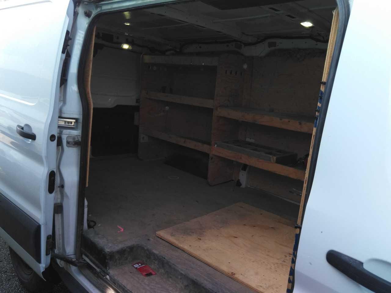 /cambridgemotors/2017-Ford-Transit-8224616983064459.jpg