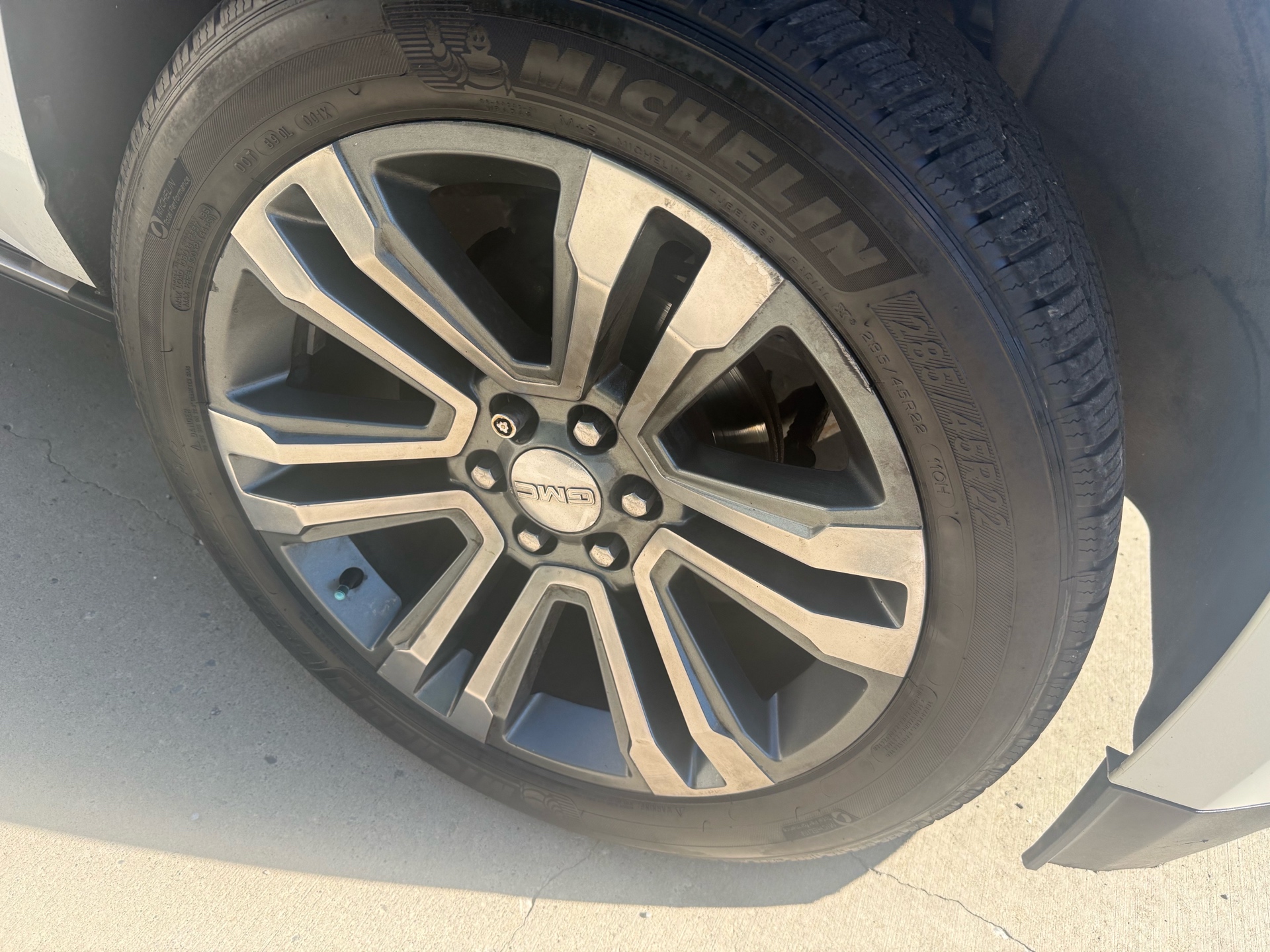 /cambridgemotors/2017-GMC-Yukon-3368357796191712.jpg