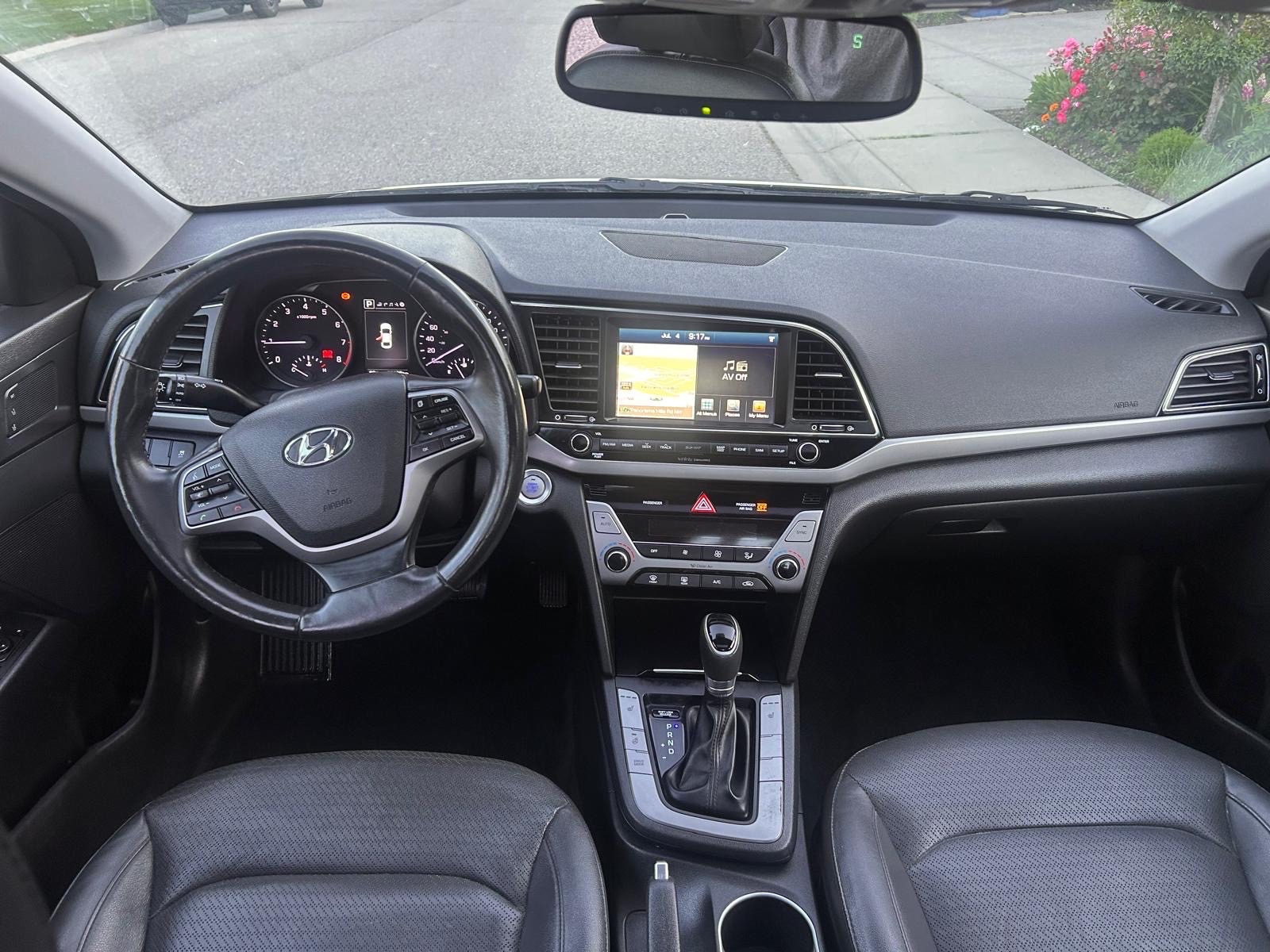 /cambridgemotors/2017-Hyundai-Elantra-6388340773596308.jpg