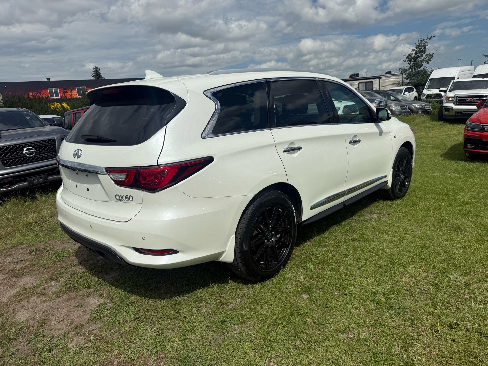 /cambridgemotors/2018-INFINITI-QX60-5757573204877.jpg