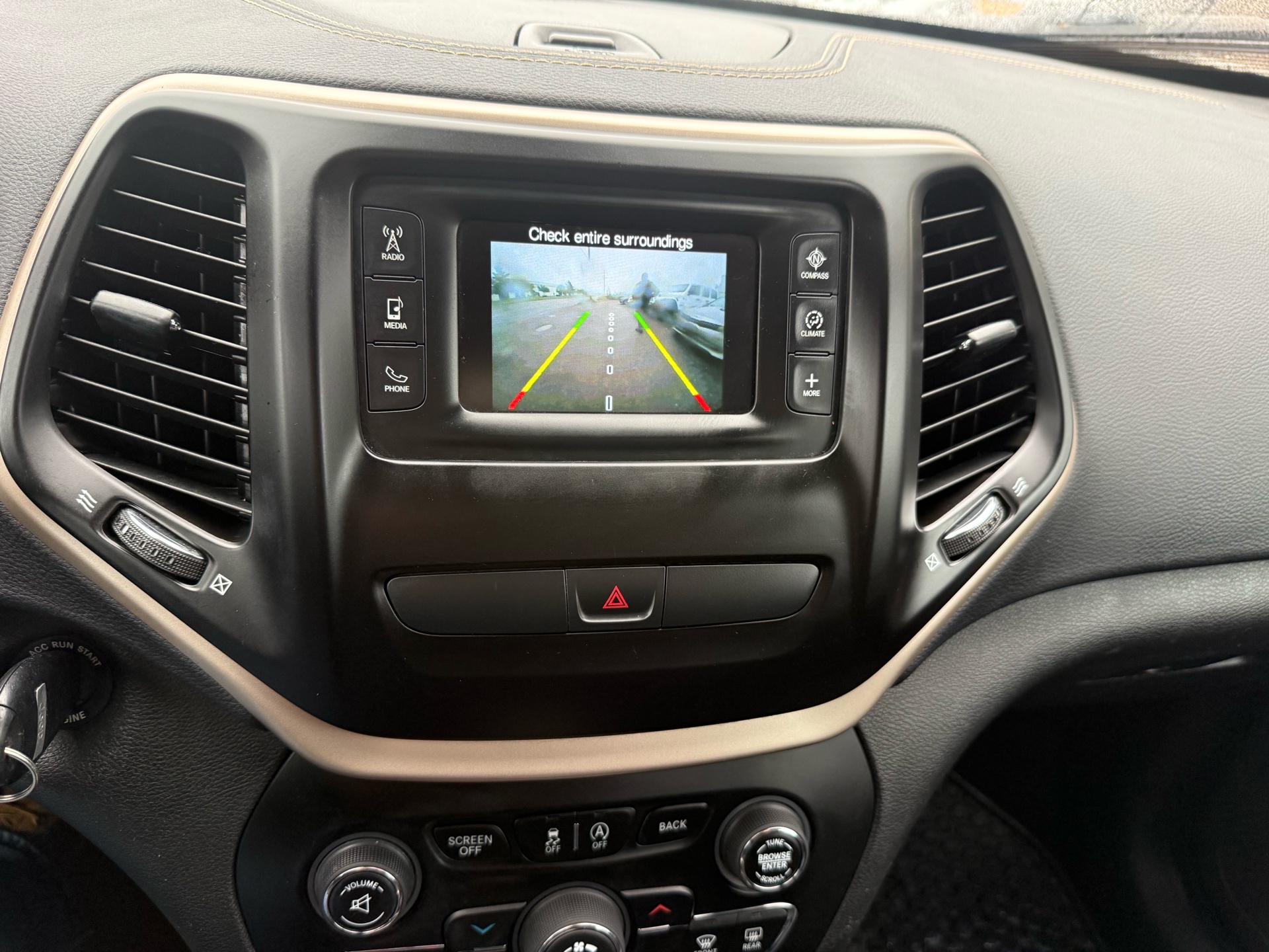 /cambridgemotors/2018-Jeep-Cherokee-5558601368456881.jpg