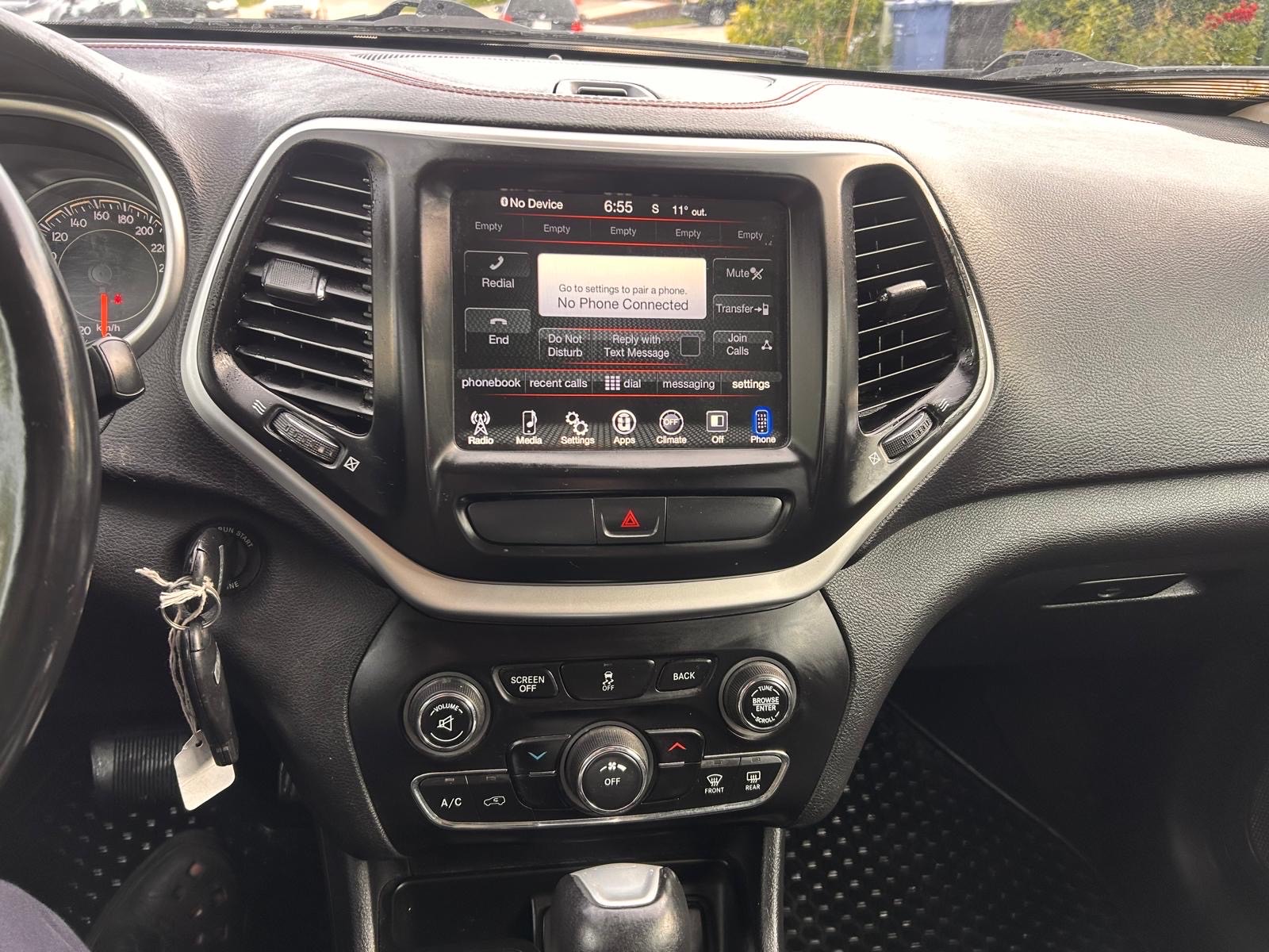 /cambridgemotors/2018-Jeep-Cherokee-6015093681520176.jpg