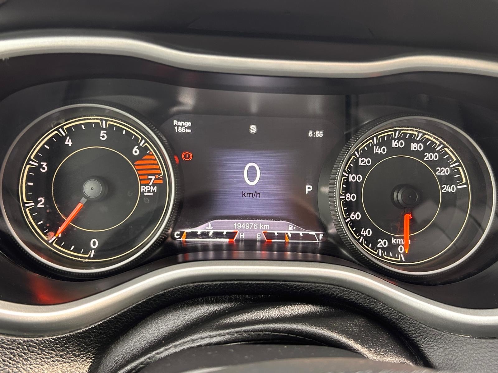 /cambridgemotors/2018-Jeep-Cherokee-7642371615374852.jpg