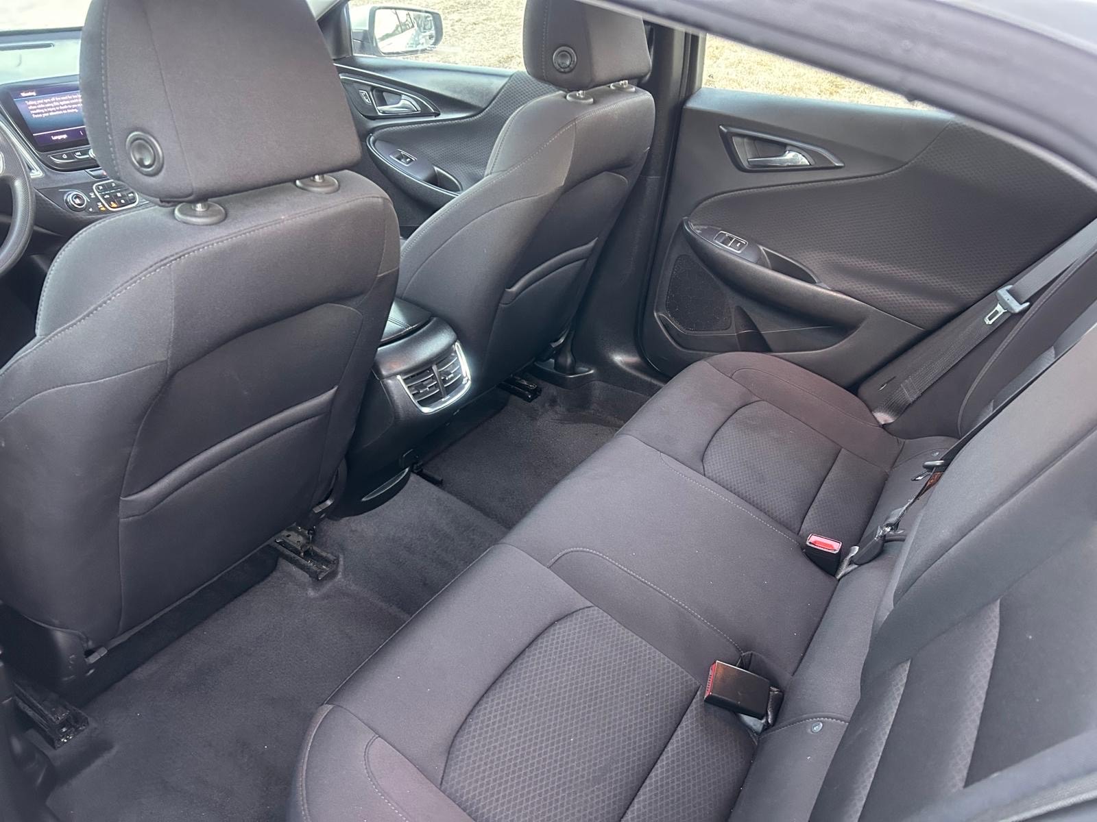 /cambridgemotors/2019-Chevrolet-Malibu-06642790282585054.jpg