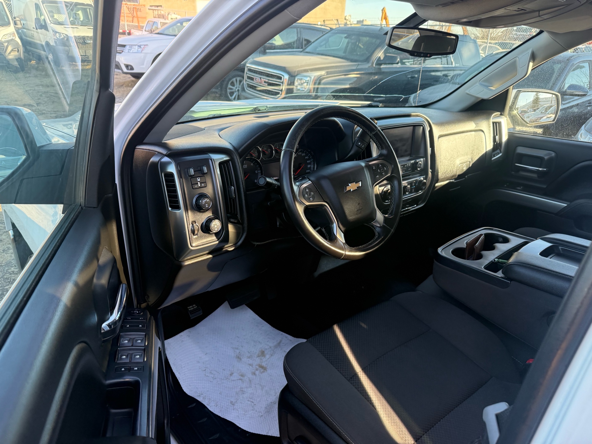 /cambridgemotors/2019-Chevrolet-Silverado1500-9596670757476446.jpg