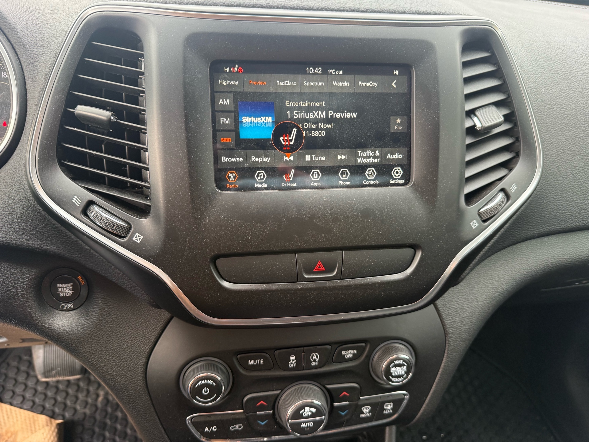 /cambridgemotors/2019-Jeep-Cherokee-36094599966644525.jpg