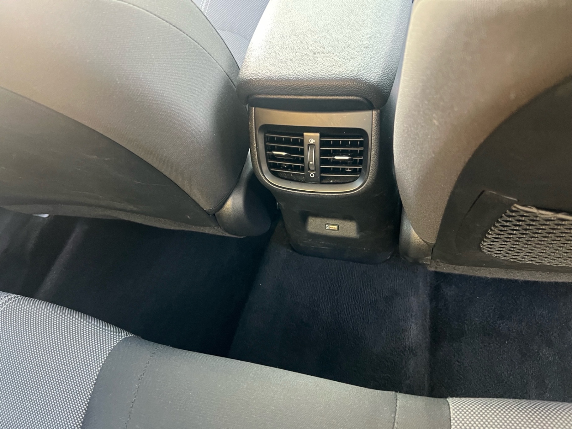/cambridgemotors/2023-Kia-Forte-32069478334975954.jpg