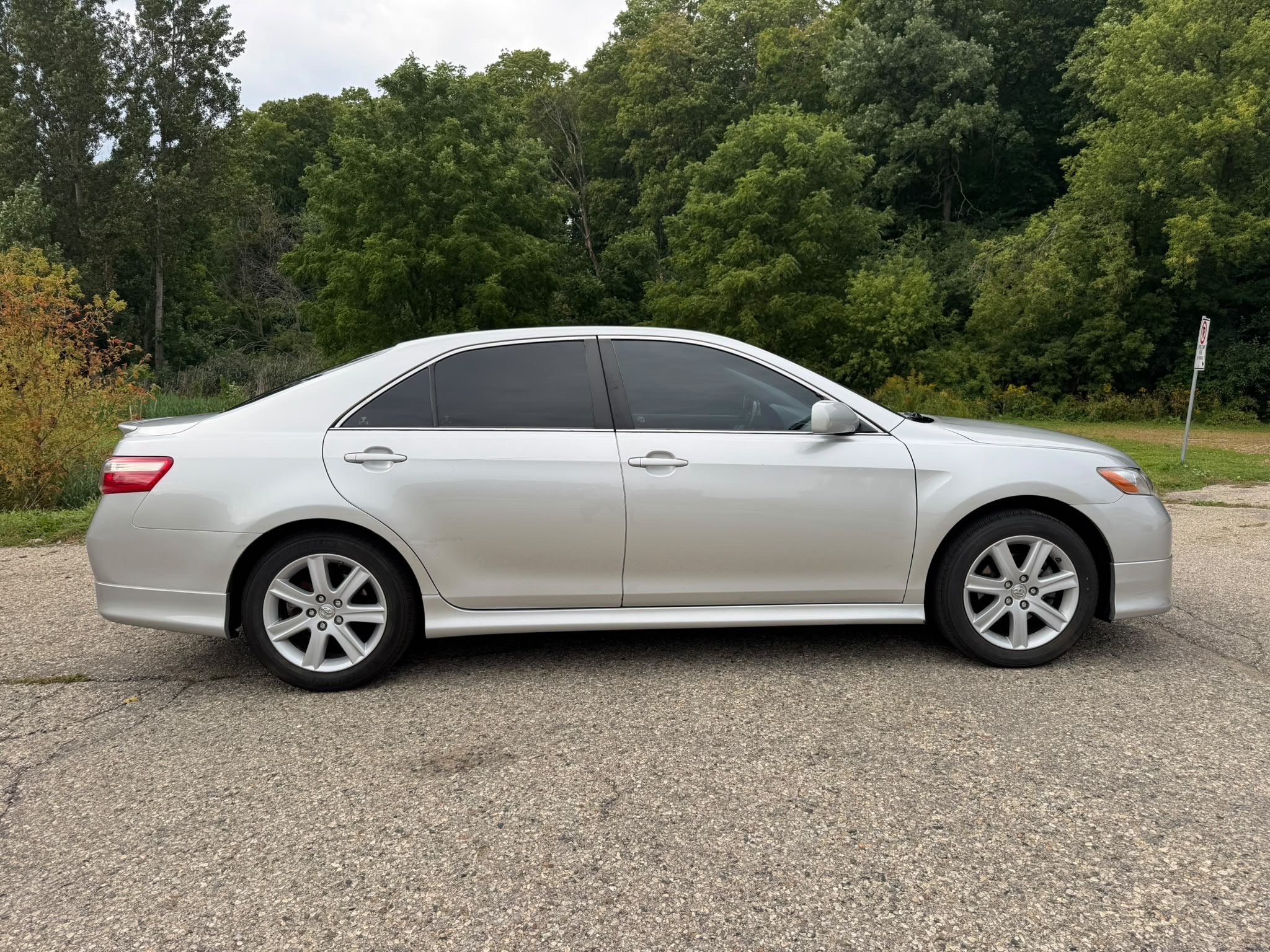 /canadacars/2009-Toyota-Camry-05727594795400681.jpg