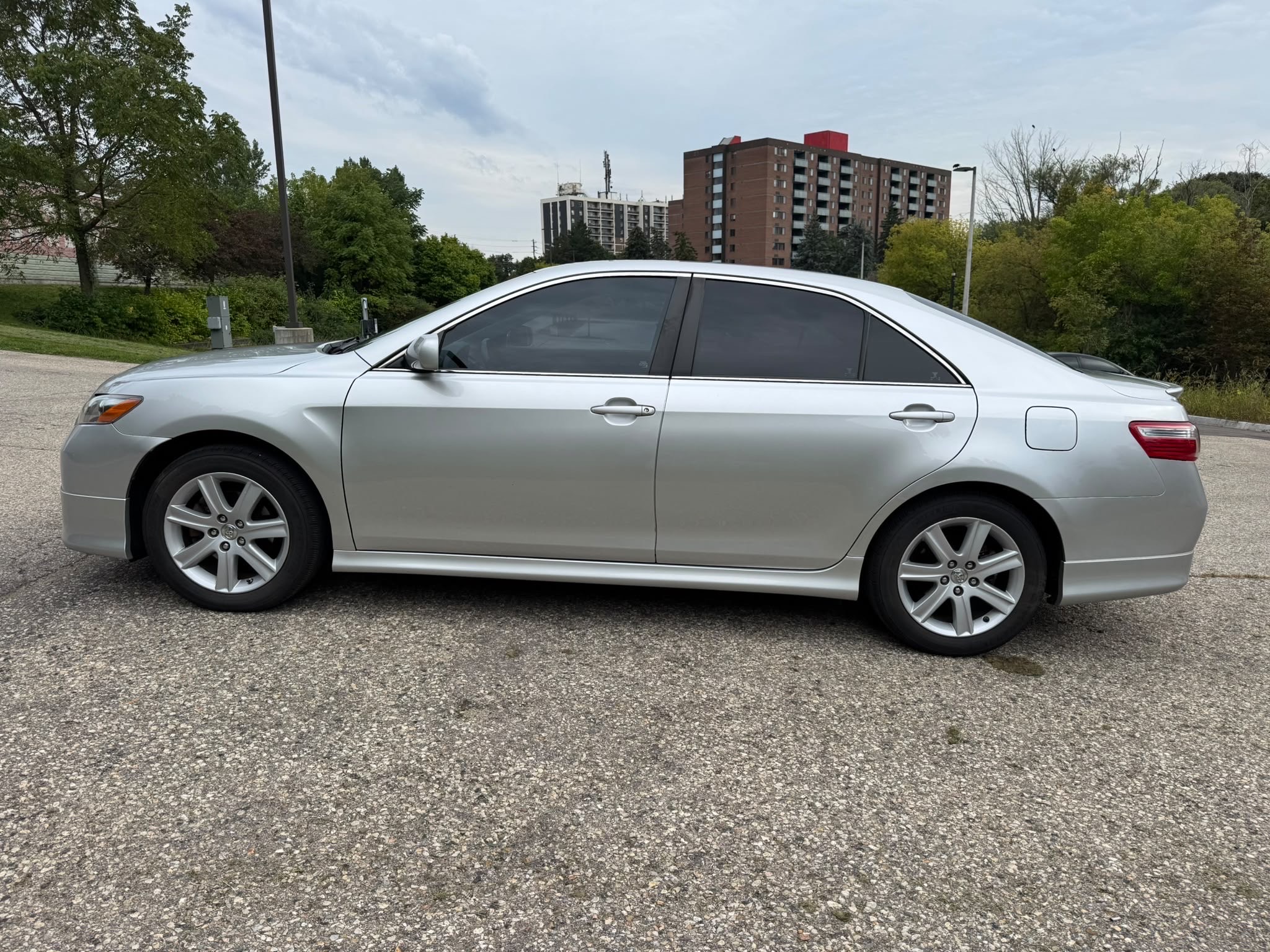 /canadacars/2009-Toyota-Camry-16266990245052848.jpg
