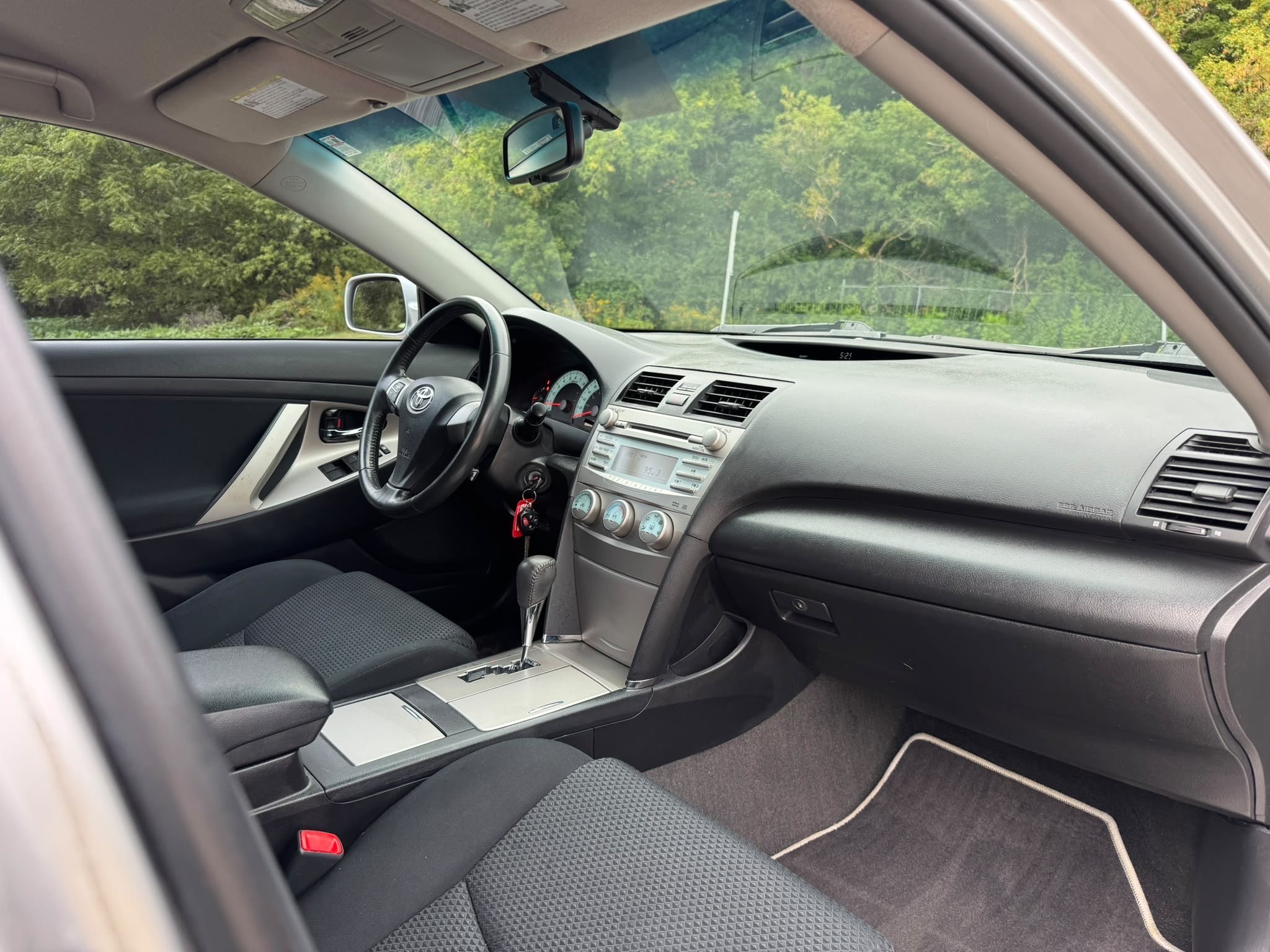 /canadacars/2009-Toyota-Camry-8797396919193303.jpg