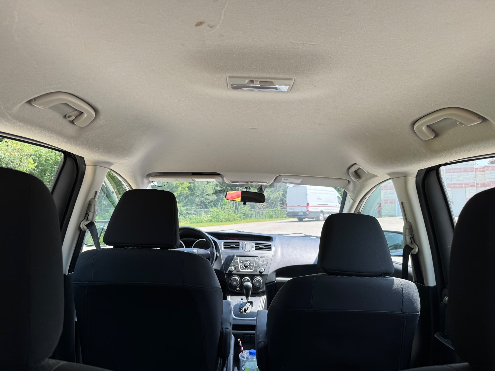/canadacars/2012-Mazda-Mazda5-06009398209160133.jpg