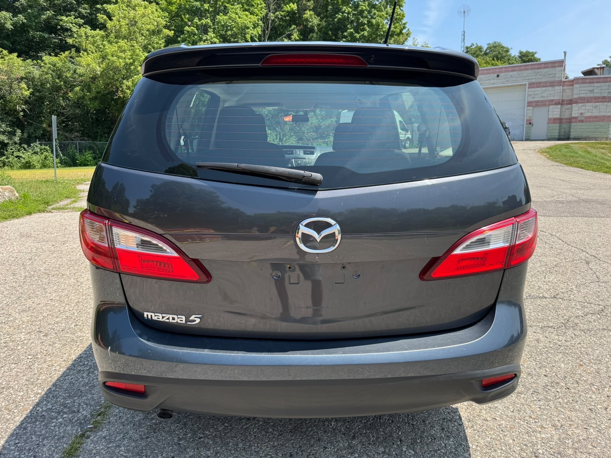 /canadacars/2012-Mazda-Mazda5-5822847848612136.jpg