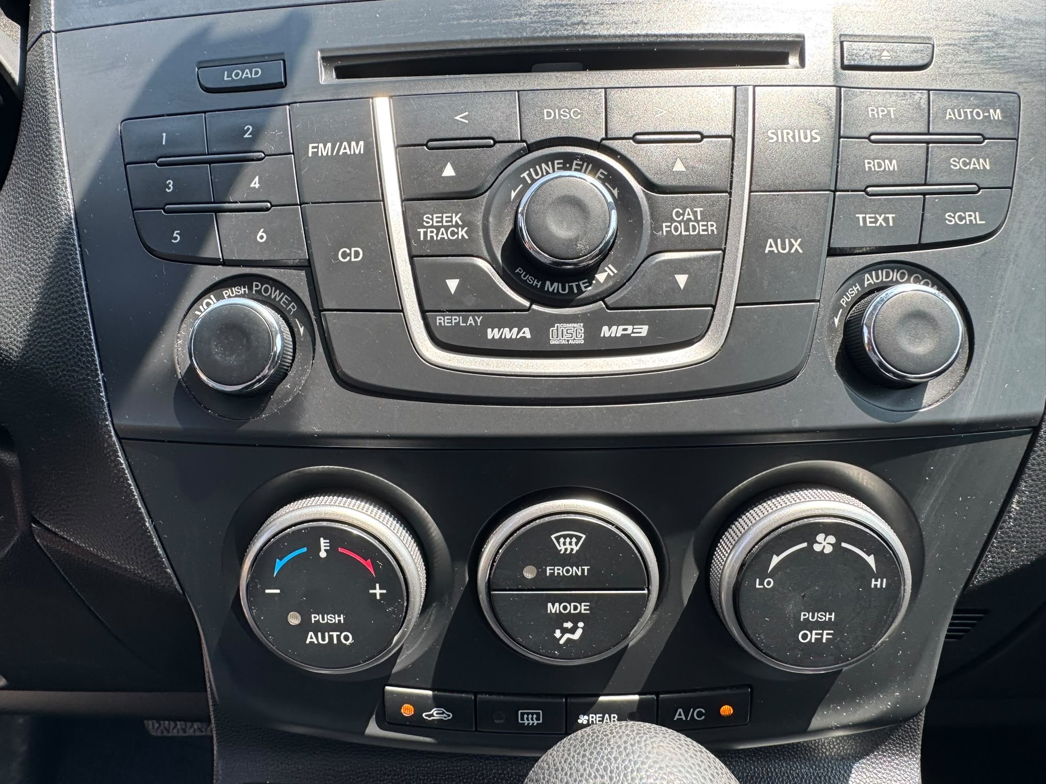 /canadacars/2012-Mazda-Mazda5-6177938321375169.jpg