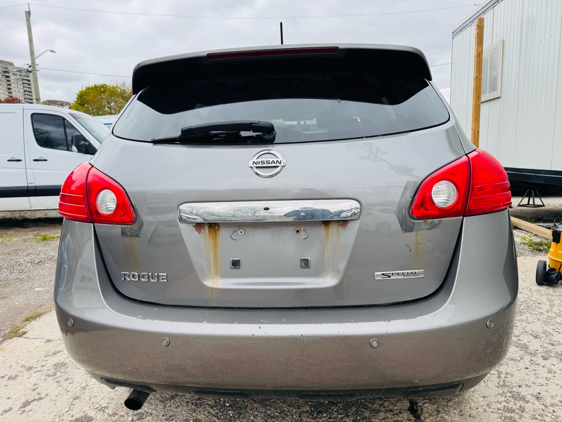 /canadacars/2013-Nissan-Rogue-09595321110885835.jpg