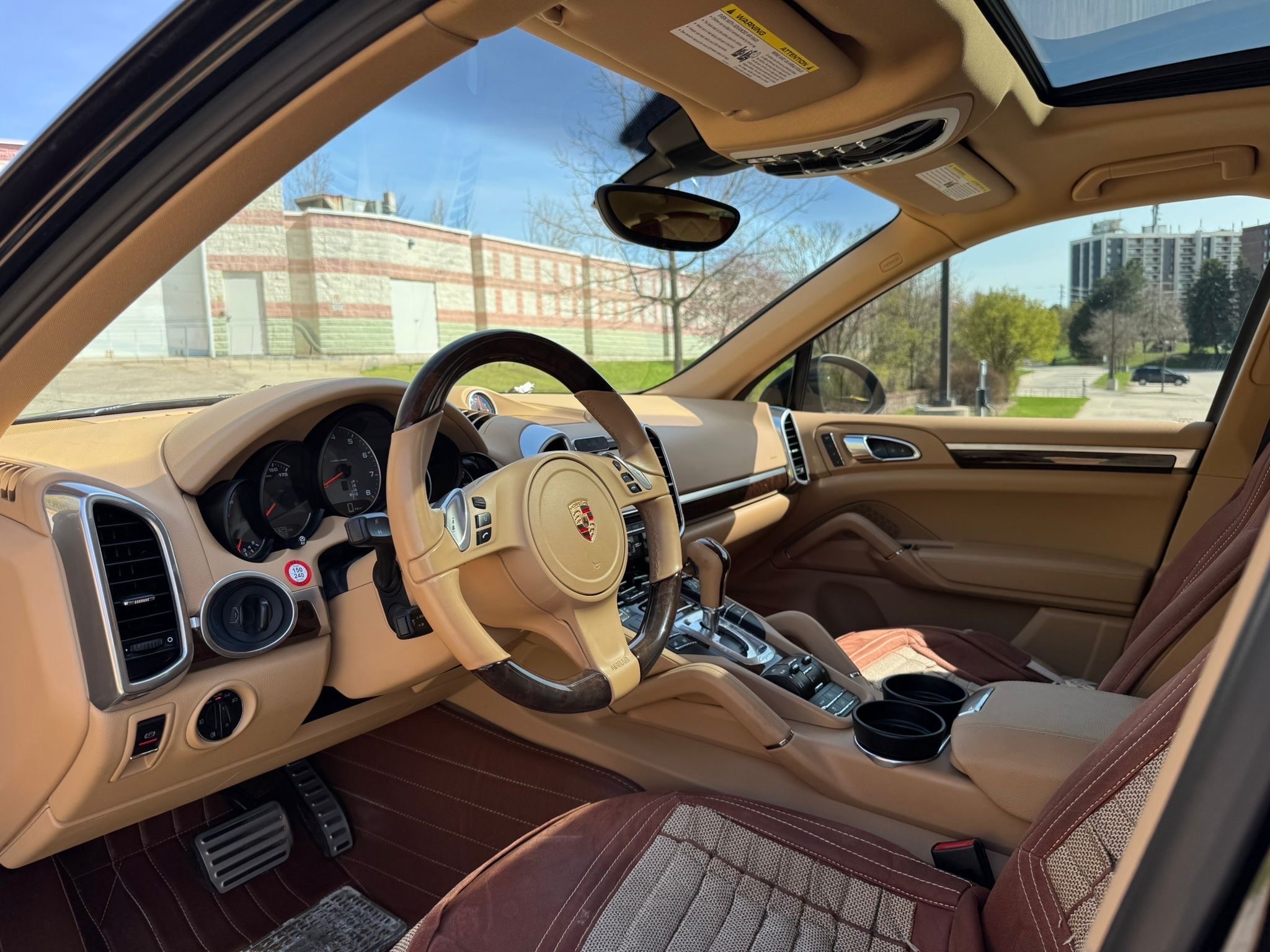 /canadacars/2013-Porsche-Cayenne-1170100257706399.jpg